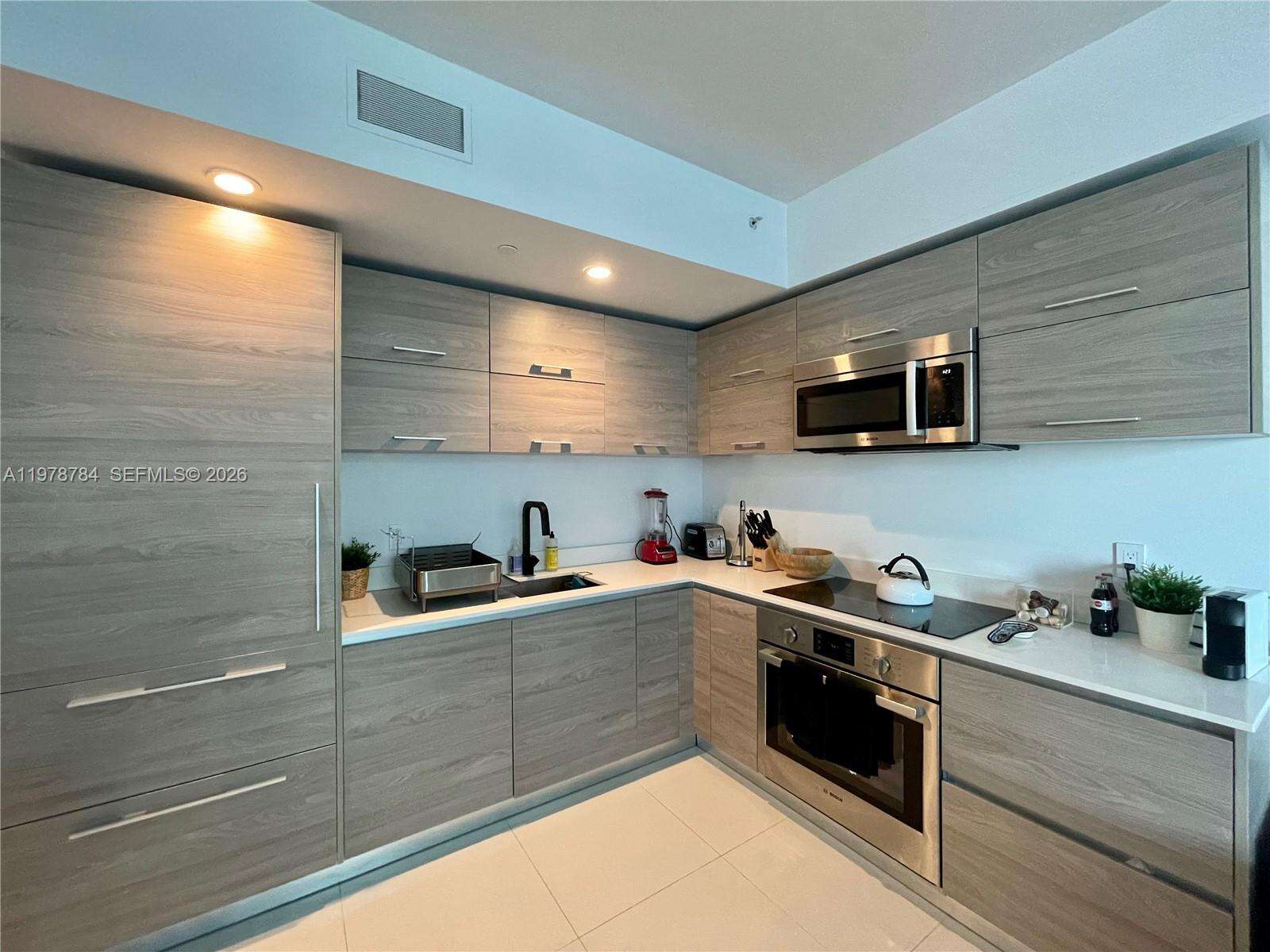 Sls Brickell at 1300 Miami Ave, Miami, FL 33130 - For Rent photo 6