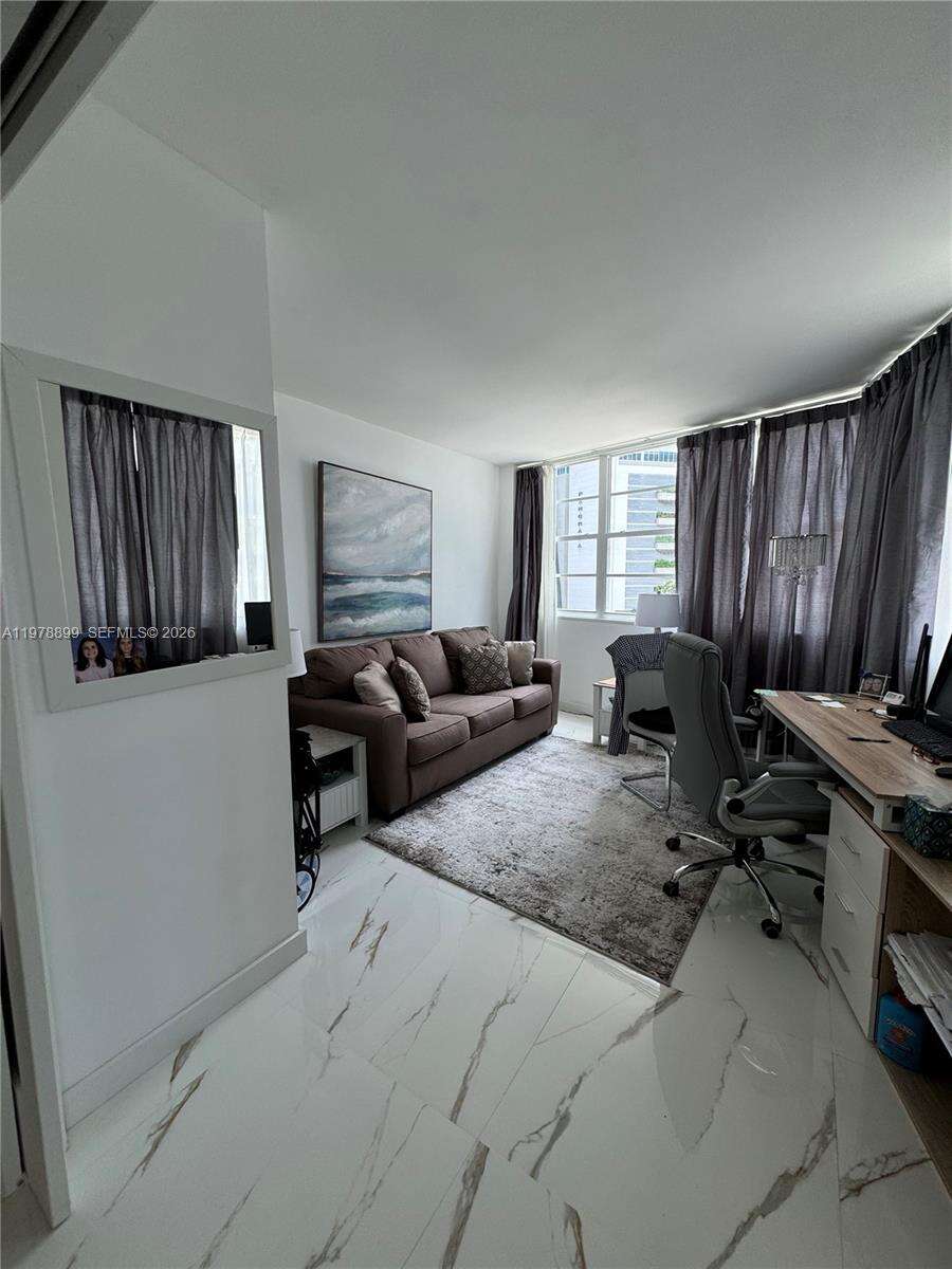 Four Ambassadors at 999 Brickell Bay Dr, Miami, FL 33131 - For Rent photo 16