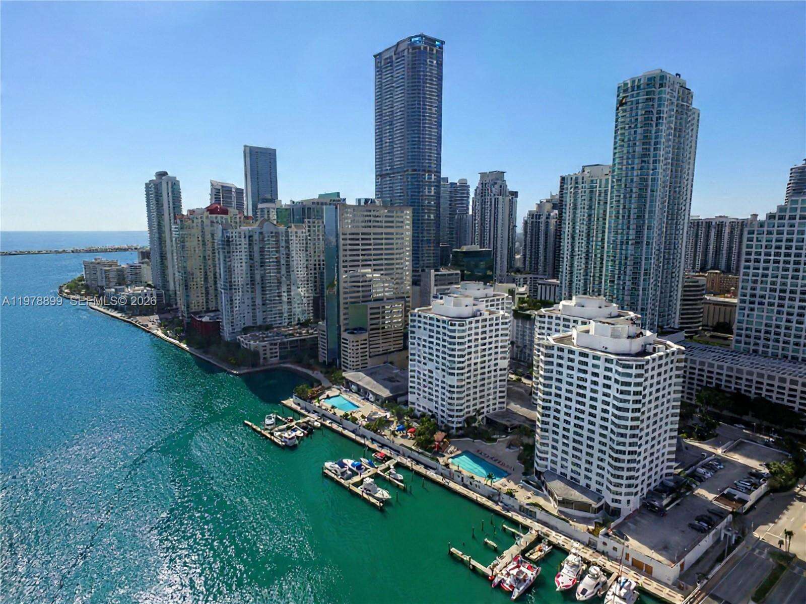 Four Ambassadors at 999 Brickell Bay Dr, Miami, FL 33131 - For Rent photo 23
