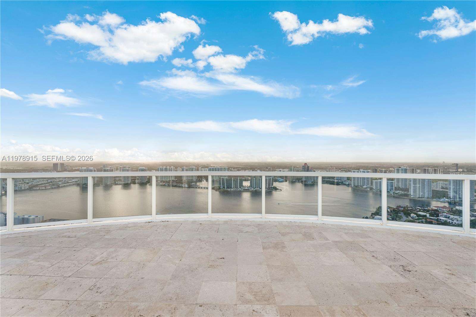 Trump Royale at 18201 Collins Ave, Sunny Isles Beach, FL 33160 - For Rent photo 33