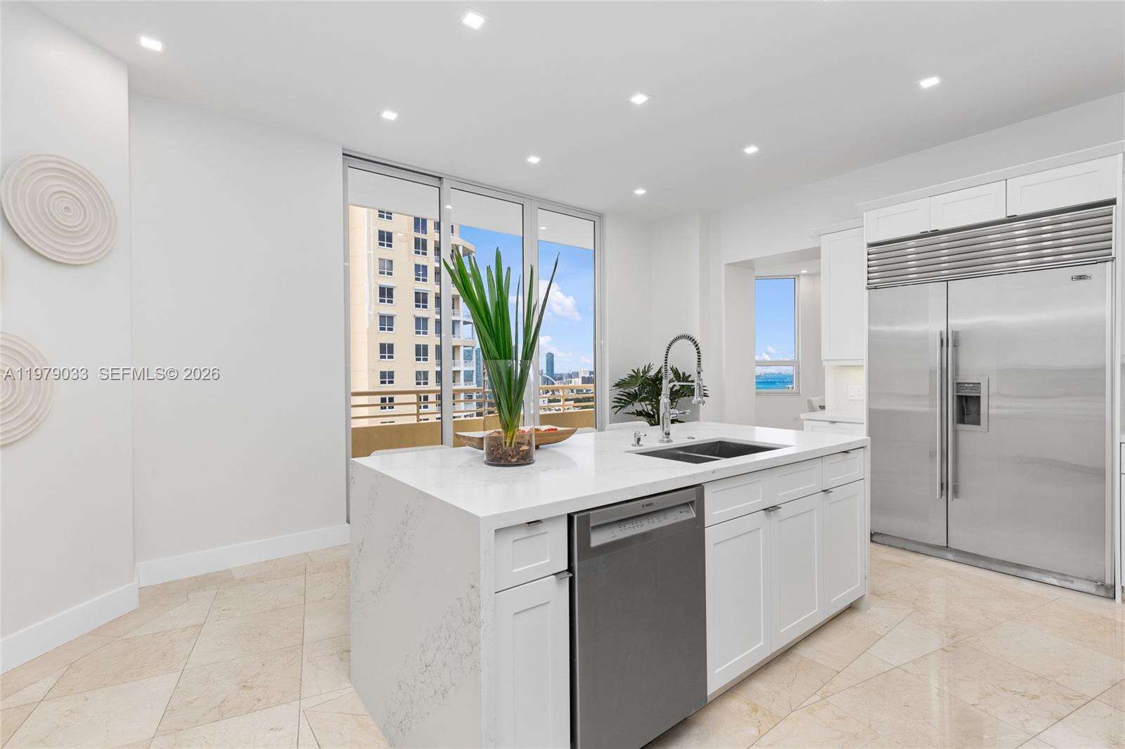 Two Tequesta Point at 808 Brickell Key Dr, Miami, FL 33131 - For Rent photo 17