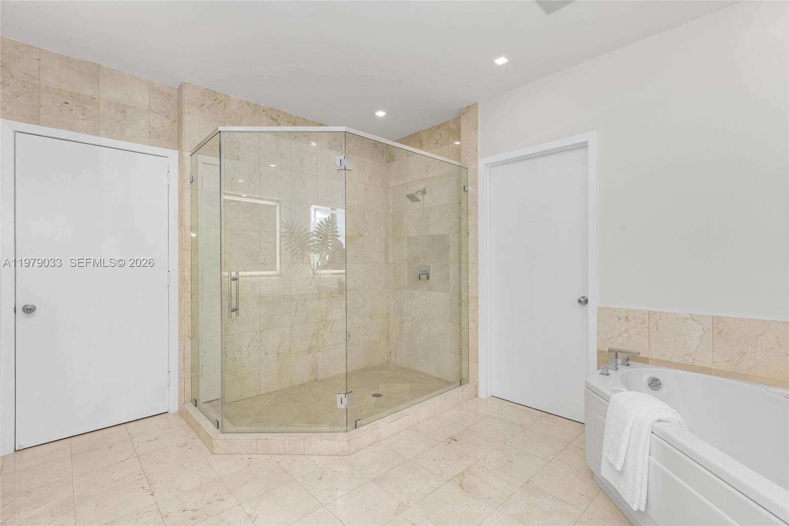 Two Tequesta Point at 808 Brickell Key Dr, Miami, FL 33131 - For Rent photo 26