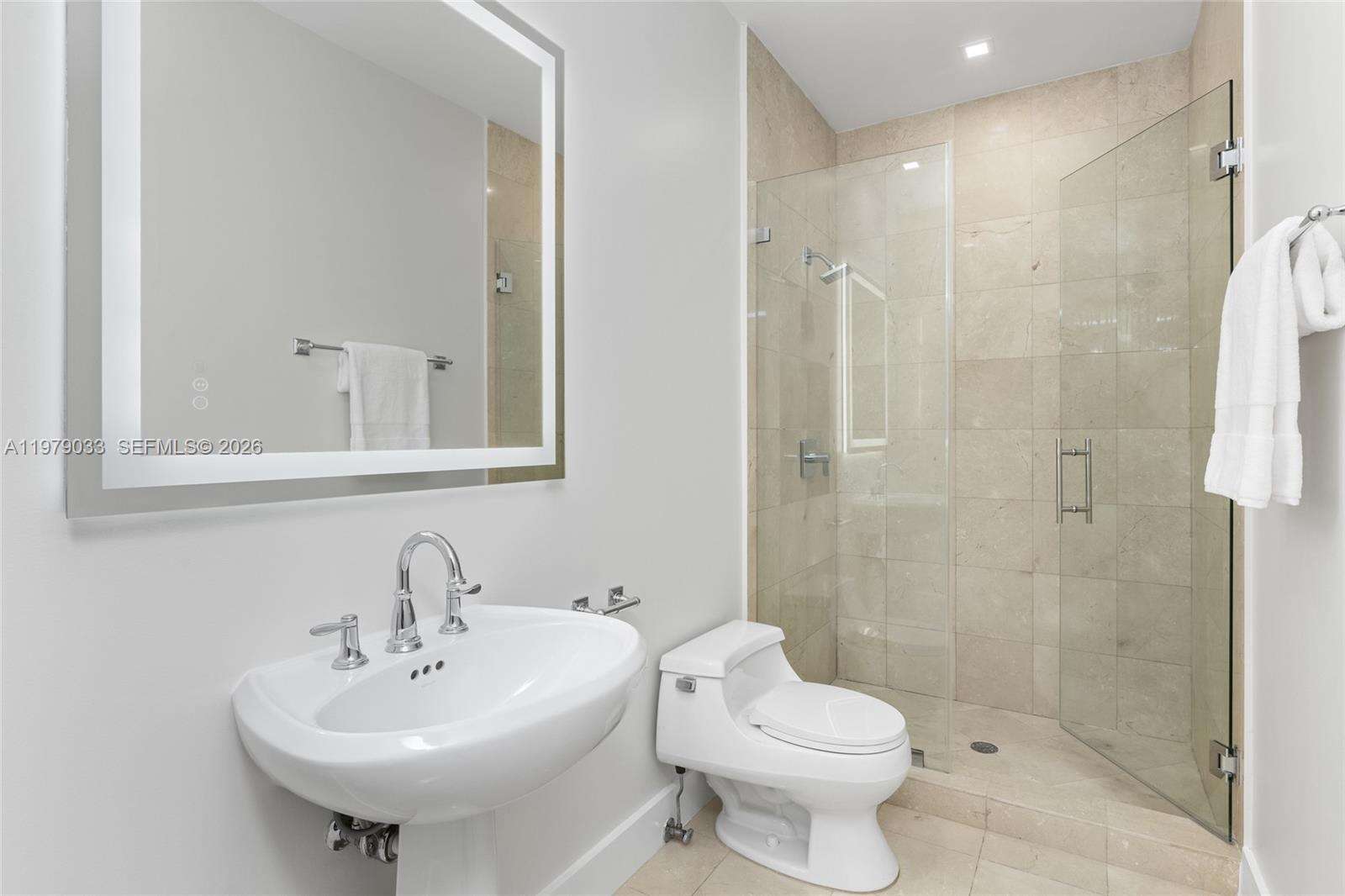 Two Tequesta Point at 808 Brickell Key Dr, Miami, FL 33131 - For Rent photo 32