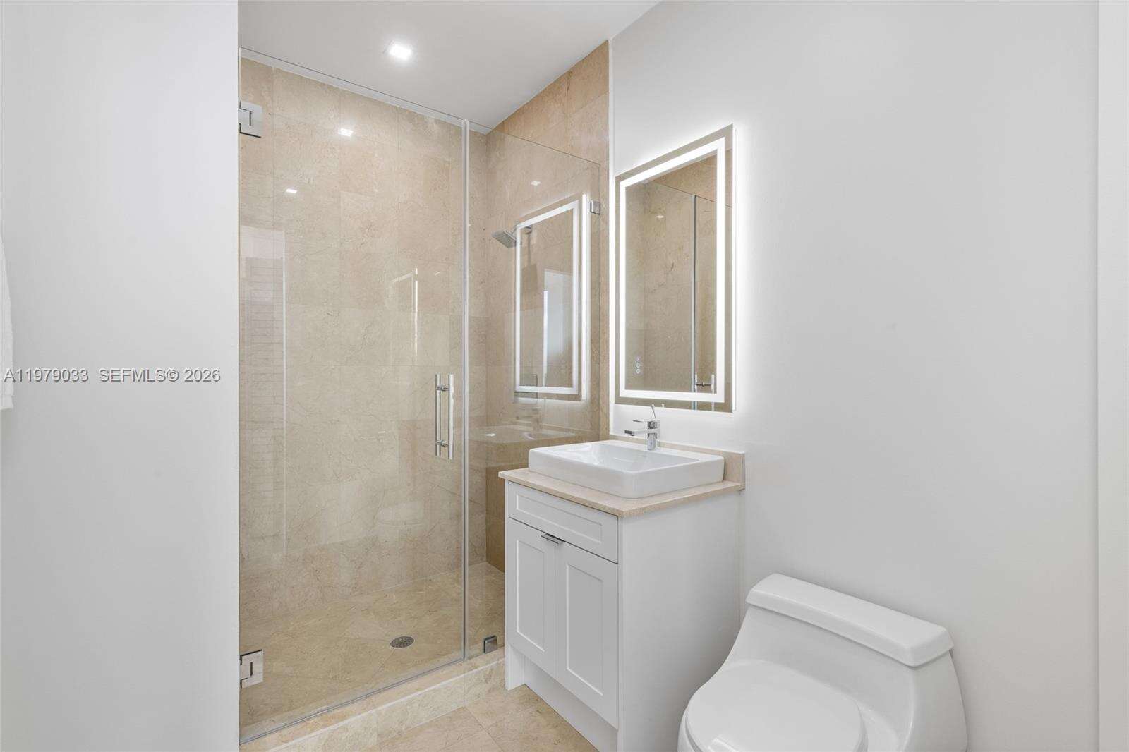Two Tequesta Point at 808 Brickell Key Dr, Miami, FL 33131 - For Rent photo 37
