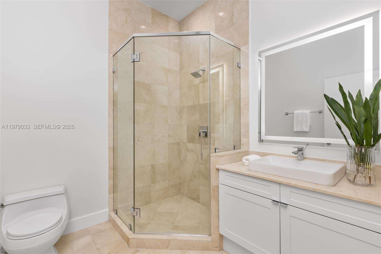 Two Tequesta Point at 808 Brickell Key Dr, Miami, FL 33131 - For Rent photo 39