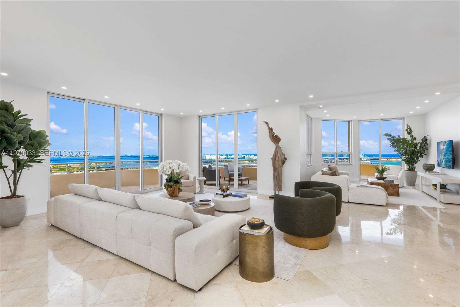 Two Tequesta Point at 808 Brickell Key Dr, Miami, FL 33131 - For Rent photo 5