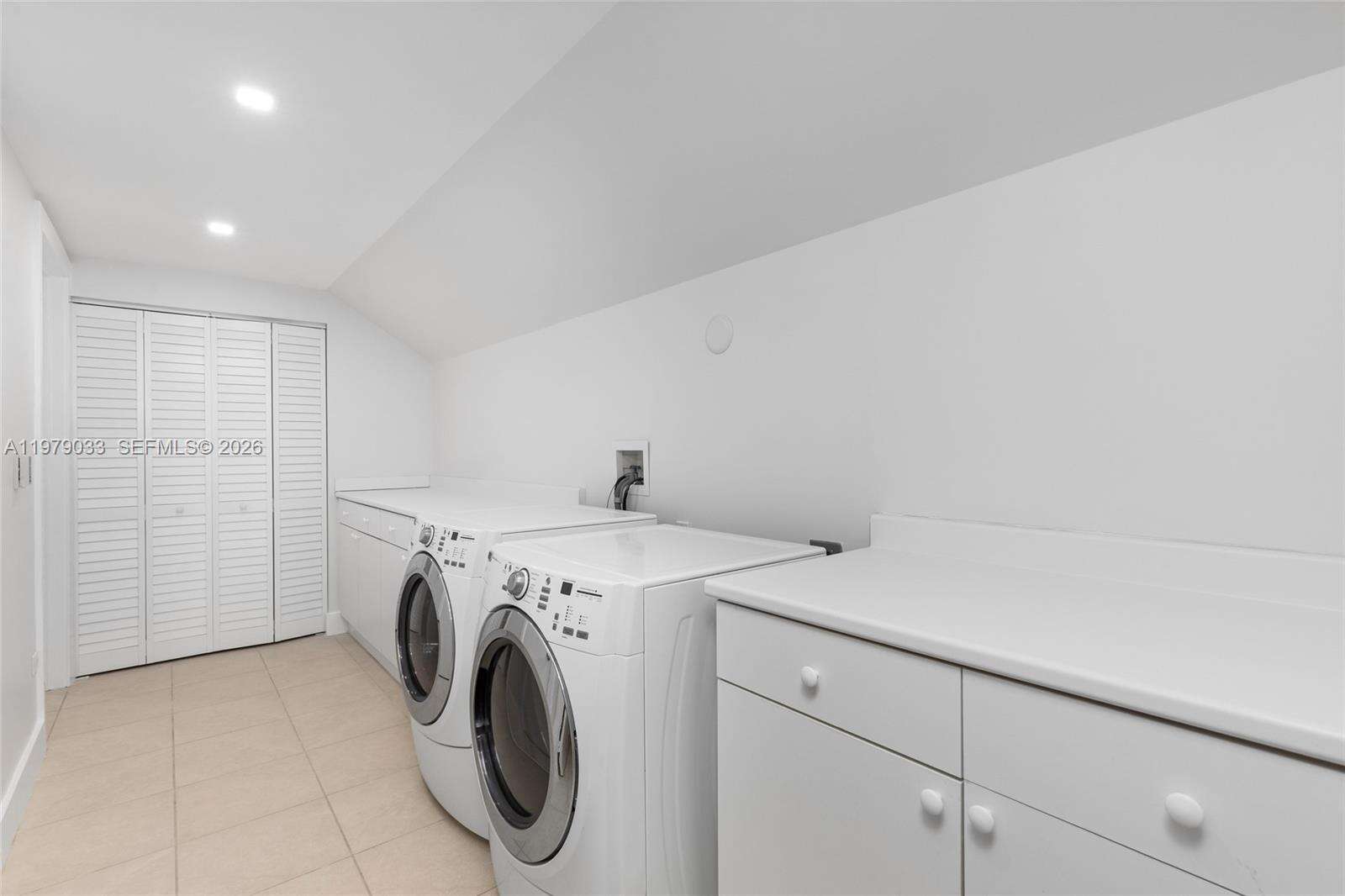 Two Tequesta Point at 808 Brickell Key Dr, Miami, FL 33131 - For Rent photo 41