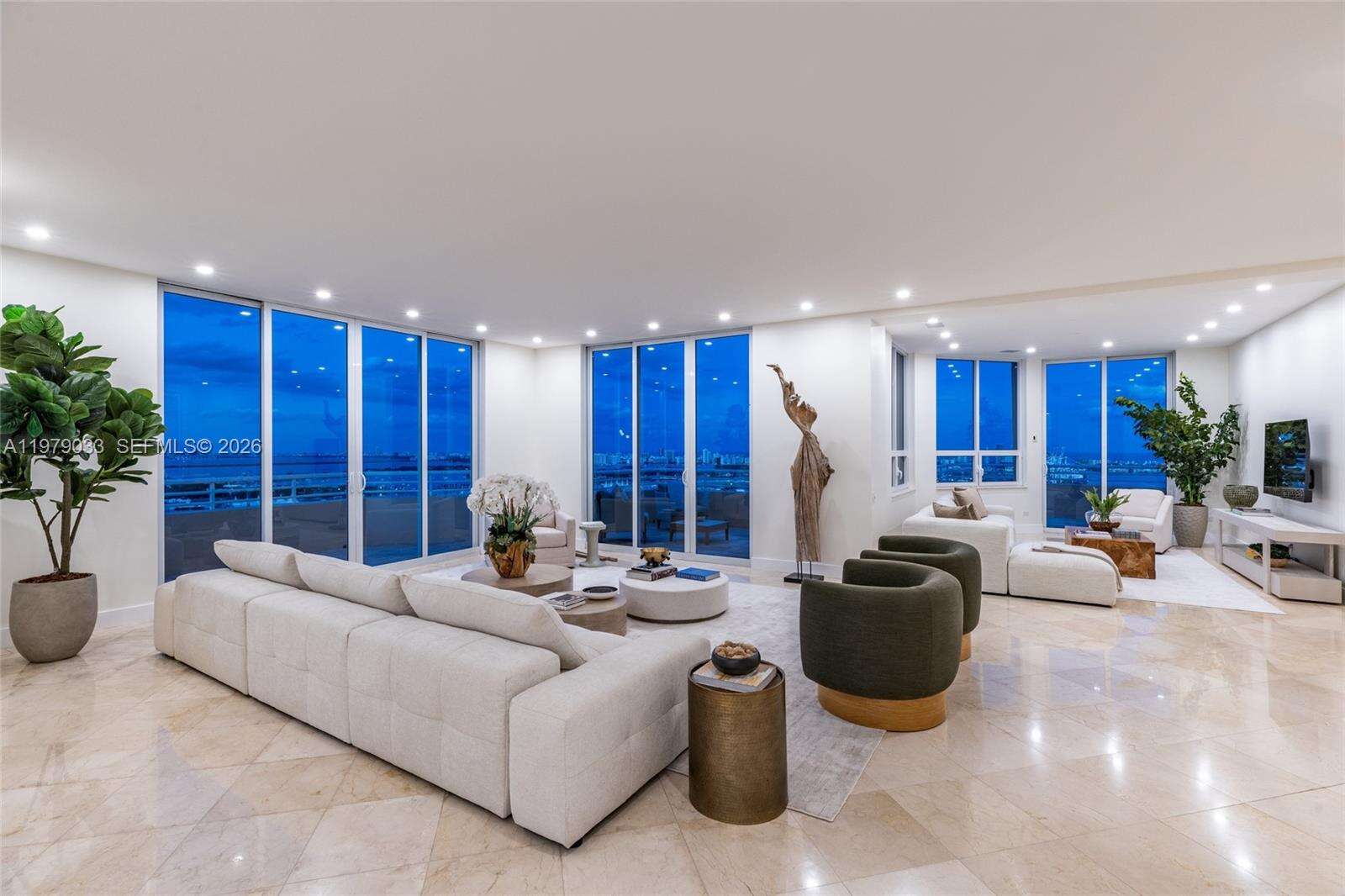 Two Tequesta Point at 808 Brickell Key Dr, Miami, FL 33131 - For Rent photo 58