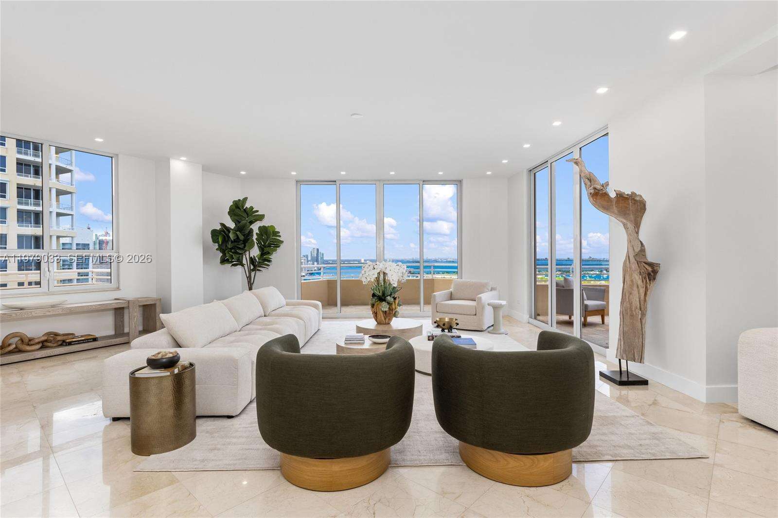 Two Tequesta Point at 808 Brickell Key Dr, Miami, FL 33131 - For Rent photo 10