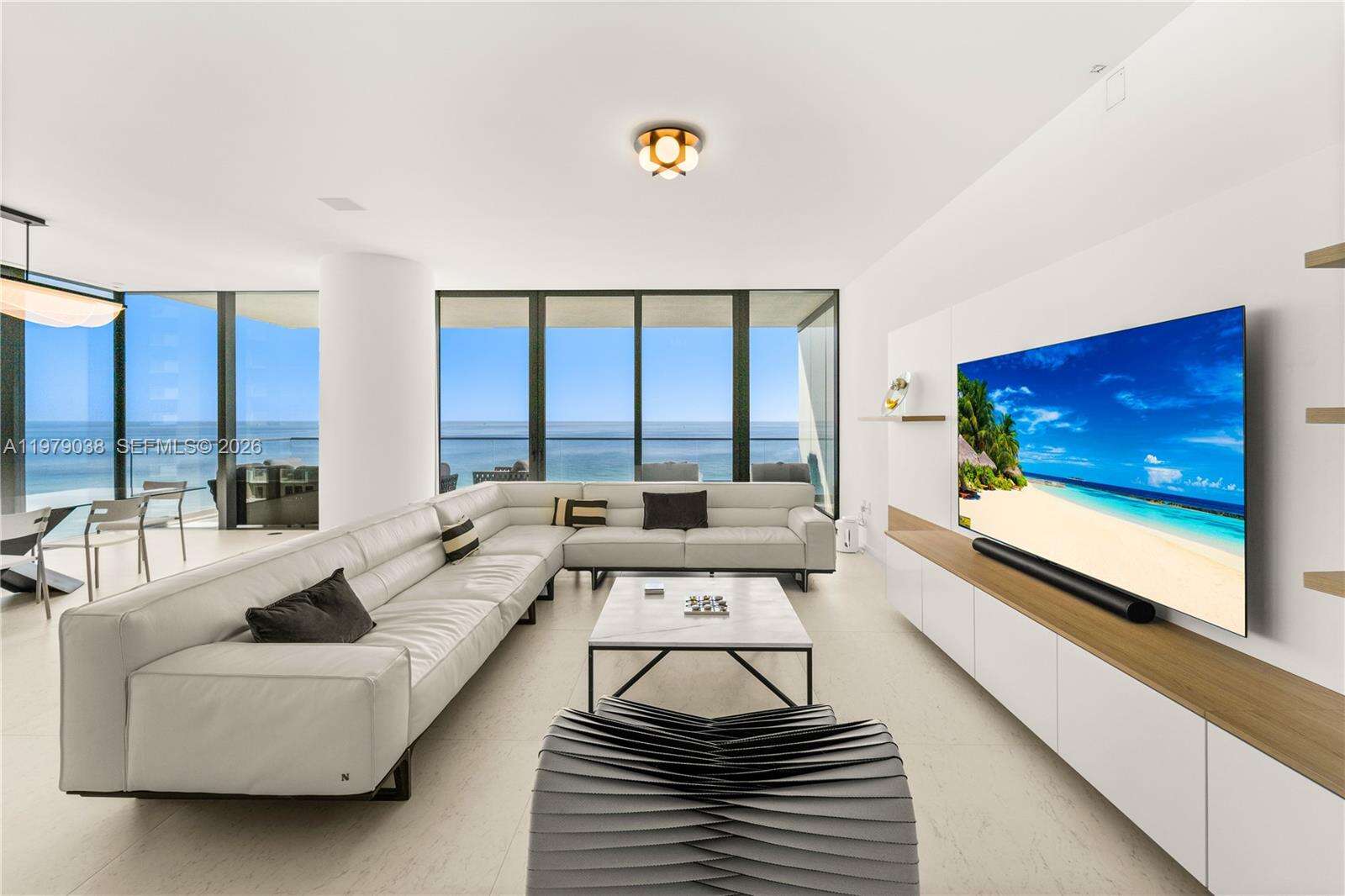 2000 Ocean at 2000 Ocean Dr, Hallandale Beach, FL 33009 - For Rent photo 2