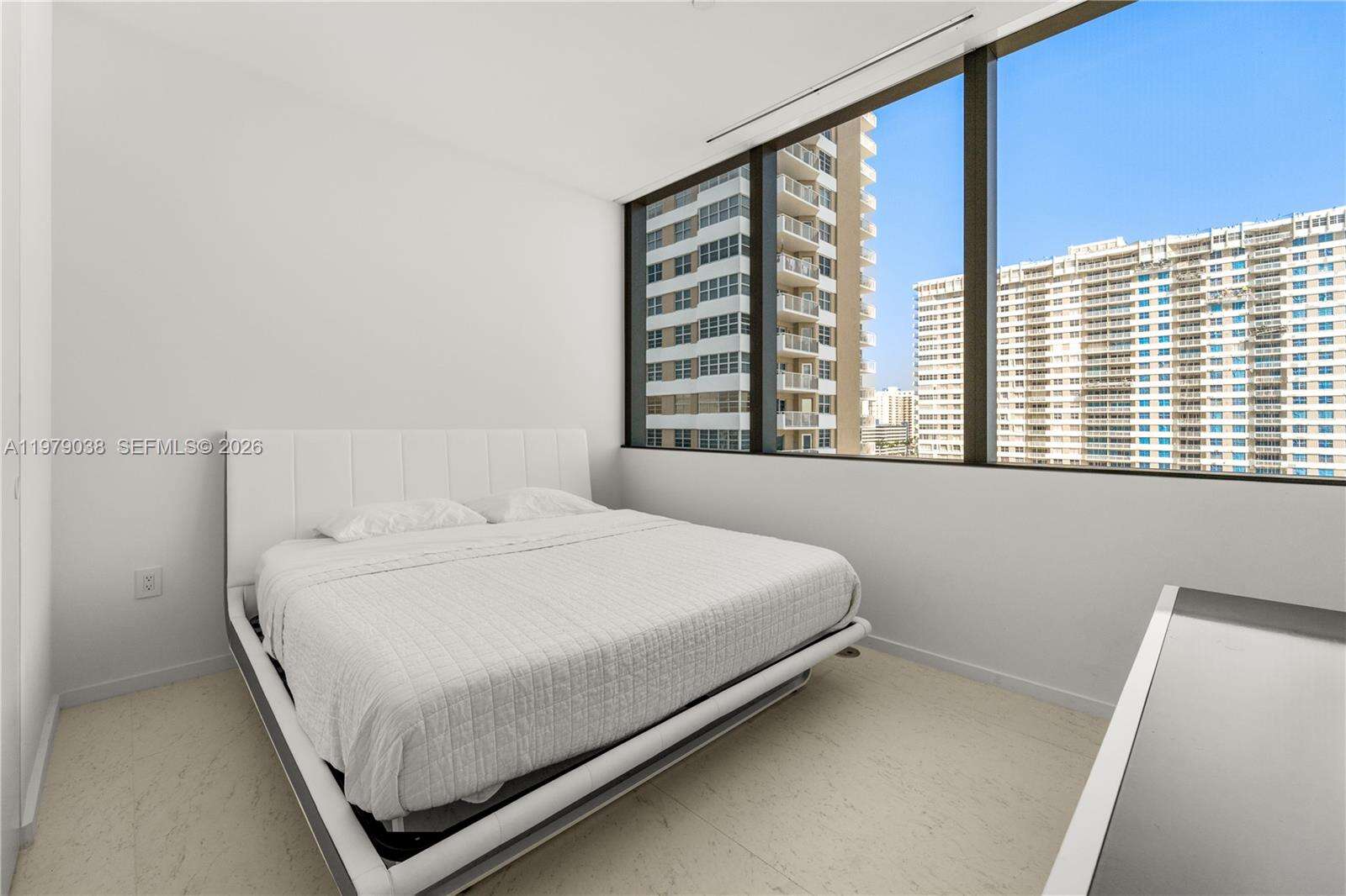 2000 Ocean at 2000 Ocean Dr, Hallandale Beach, FL 33009 - For Rent photo 15