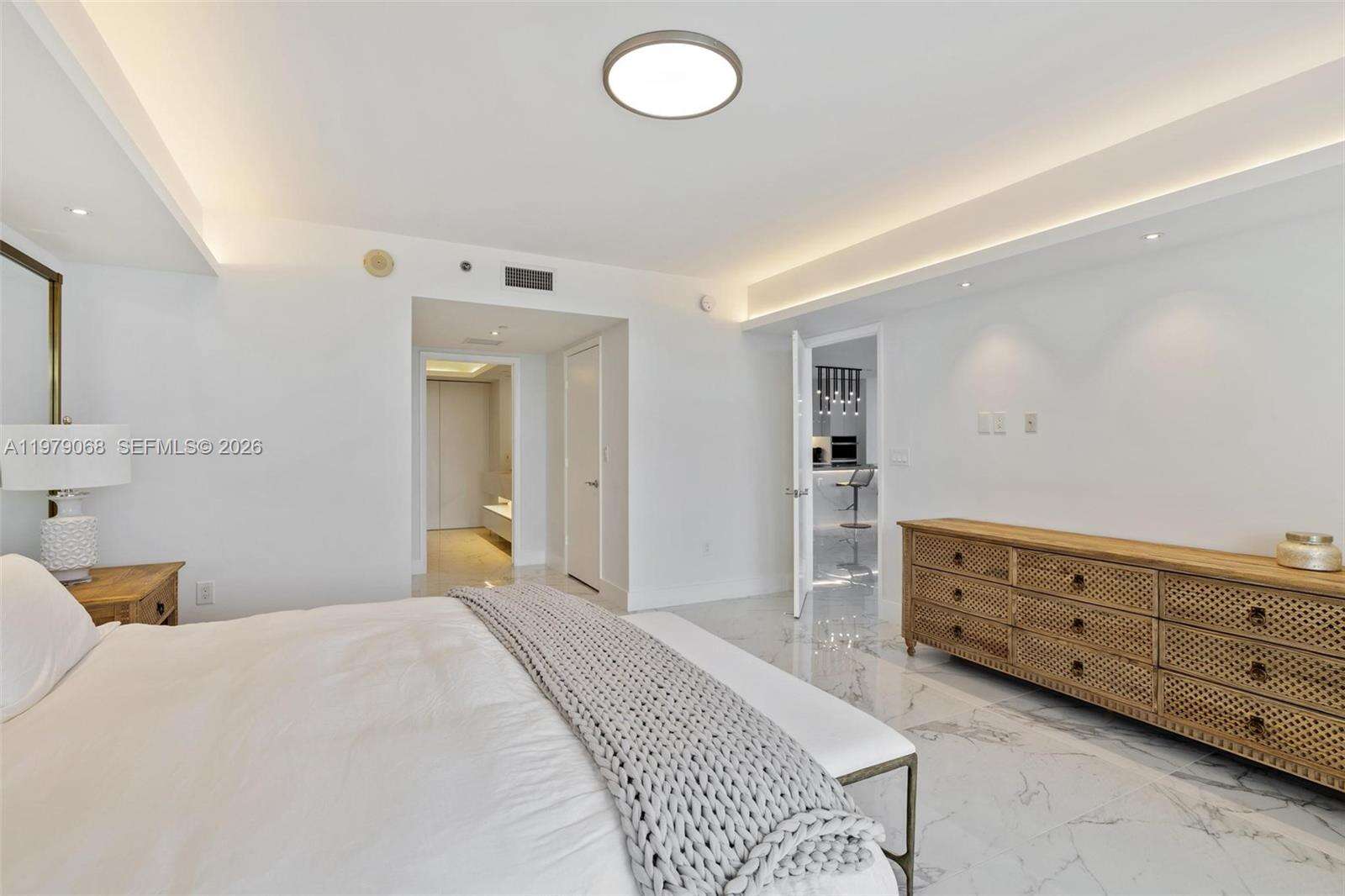 The Beach Club Two at 1830 Ocean Dr, Hallandale Beach, FL 33009 - For Rent photo 20