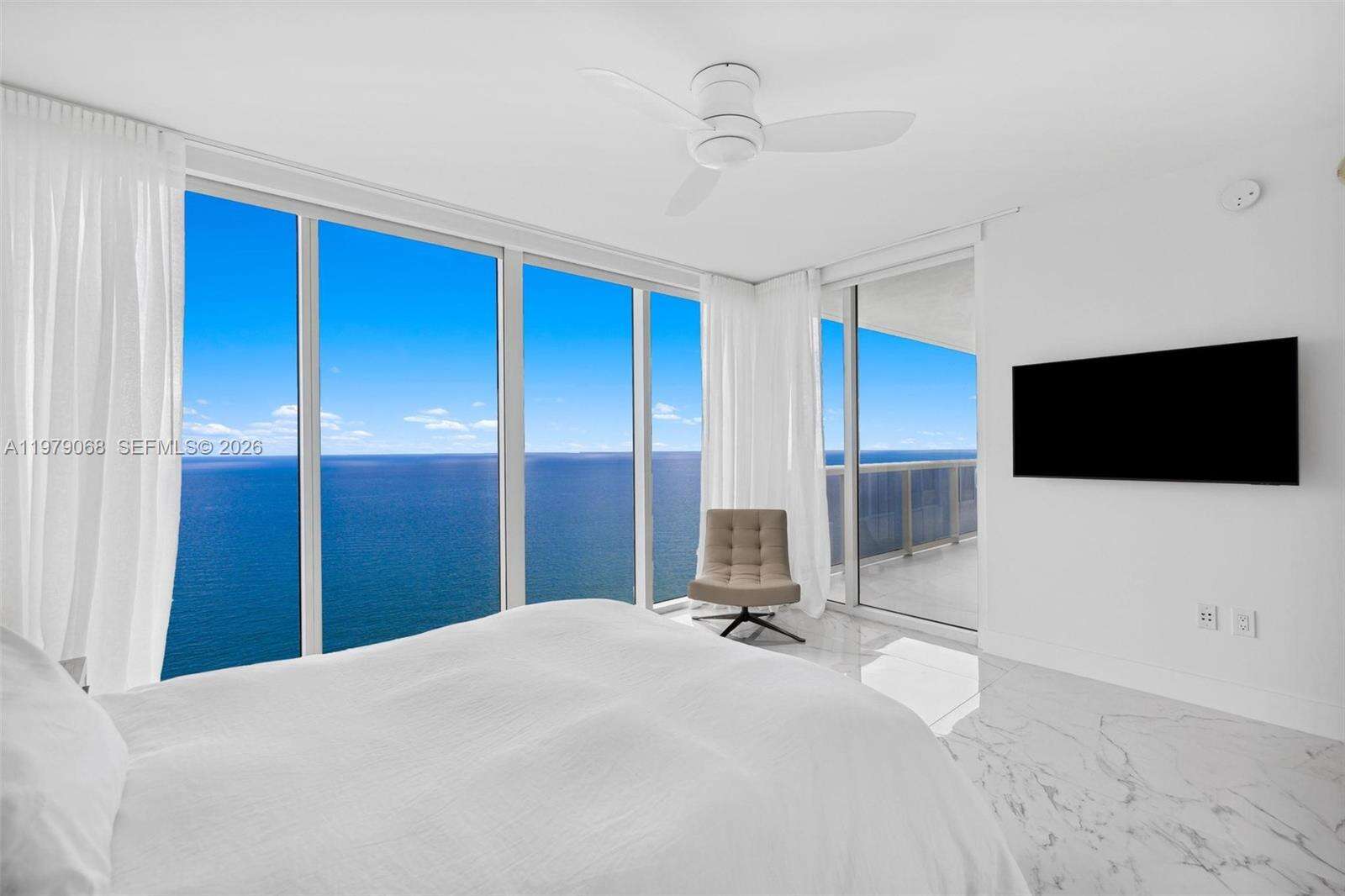 The Beach Club Two at 1830 Ocean Dr, Hallandale Beach, FL 33009 - For Rent photo 25