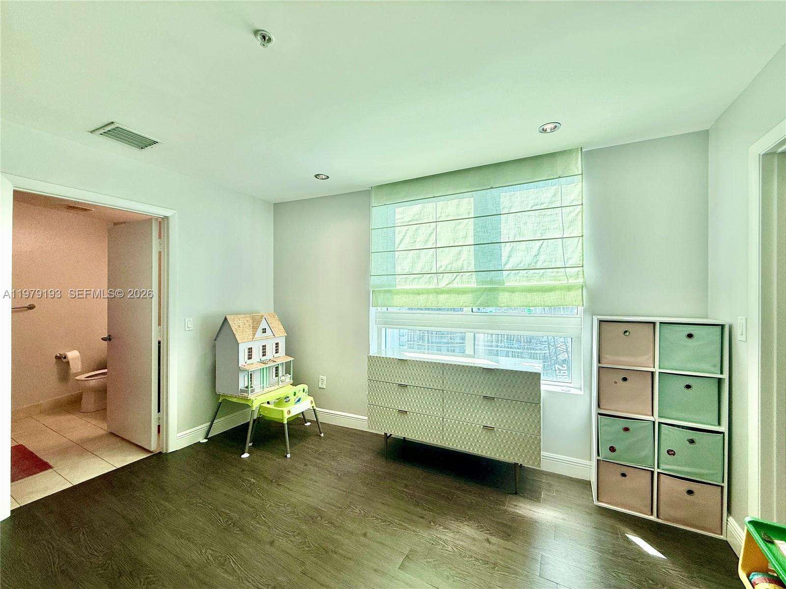 Quantum On The Bay at 1900 Bayshore Dr, Miami, FL 33132 - For Rent photo 19