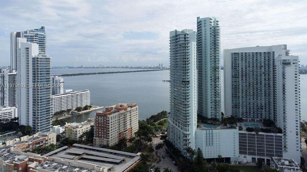 Quantum On The Bay at 1900 Bayshore Dr, Miami, FL 33132 - For Rent photo 26