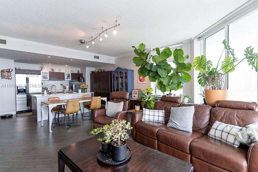 Quantum On The Bay at 1900 Bayshore Dr, Miami, FL 33132 - For Rent photo 8