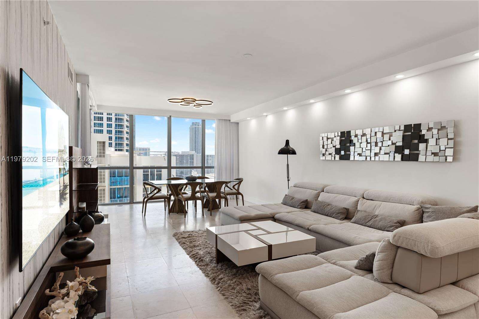 Ocean Palms at 3101 Ocean Dr, Hollywood, FL 33019 - For Rent photo 2