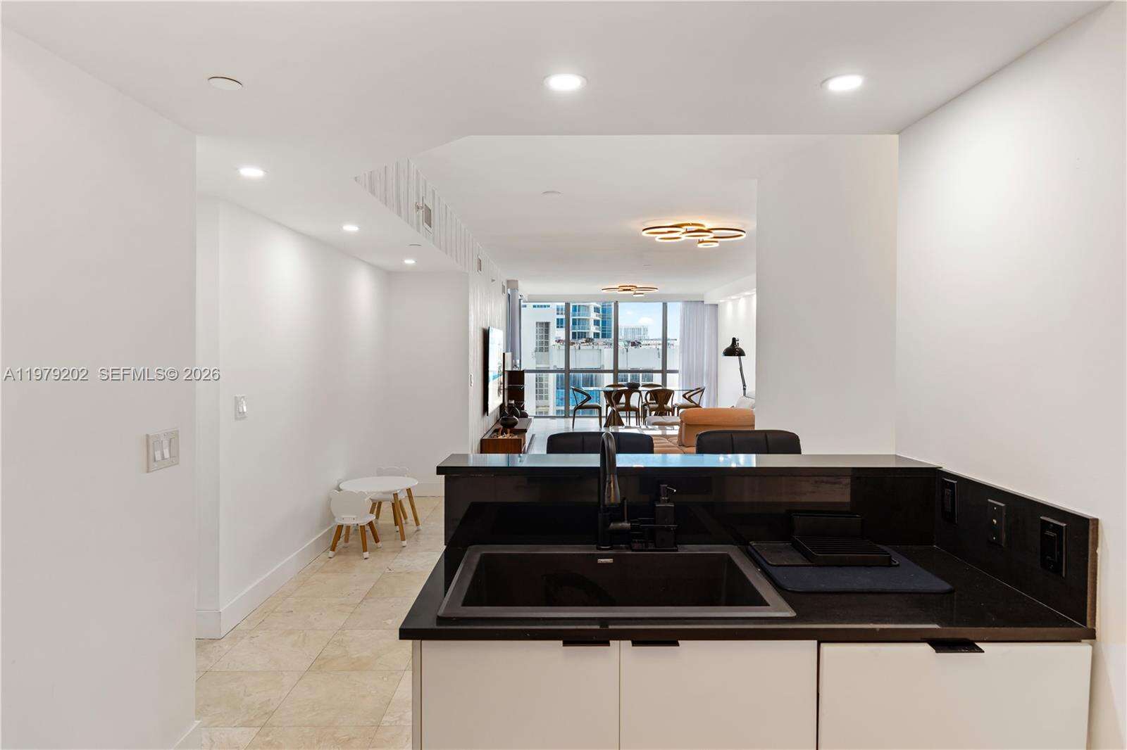 Ocean Palms at 3101 Ocean Dr, Hollywood, FL 33019 - For Rent photo 12