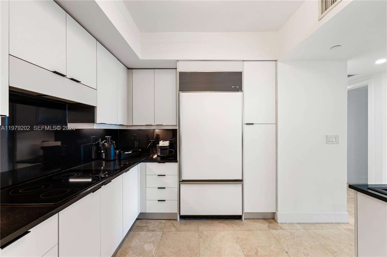 Ocean Palms at 3101 Ocean Dr, Hollywood, FL 33019 - For Rent photo 13