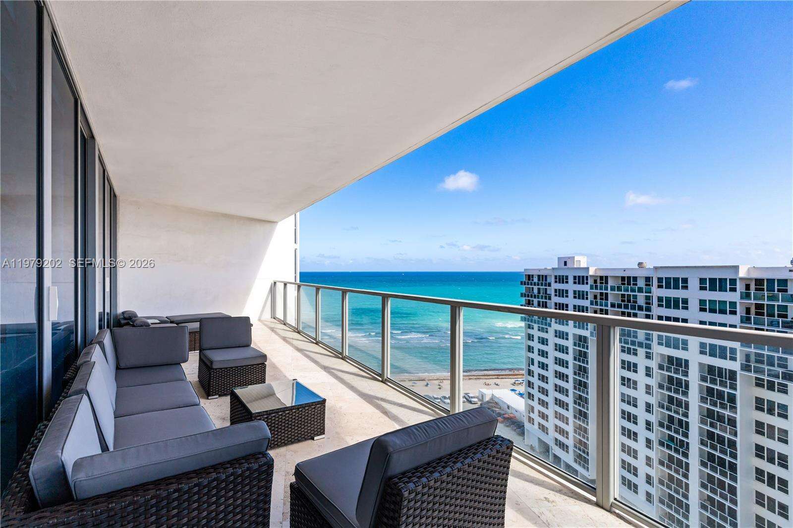 Ocean Palms at 3101 Ocean Dr, Hollywood, FL 33019 - For Rent photo 14