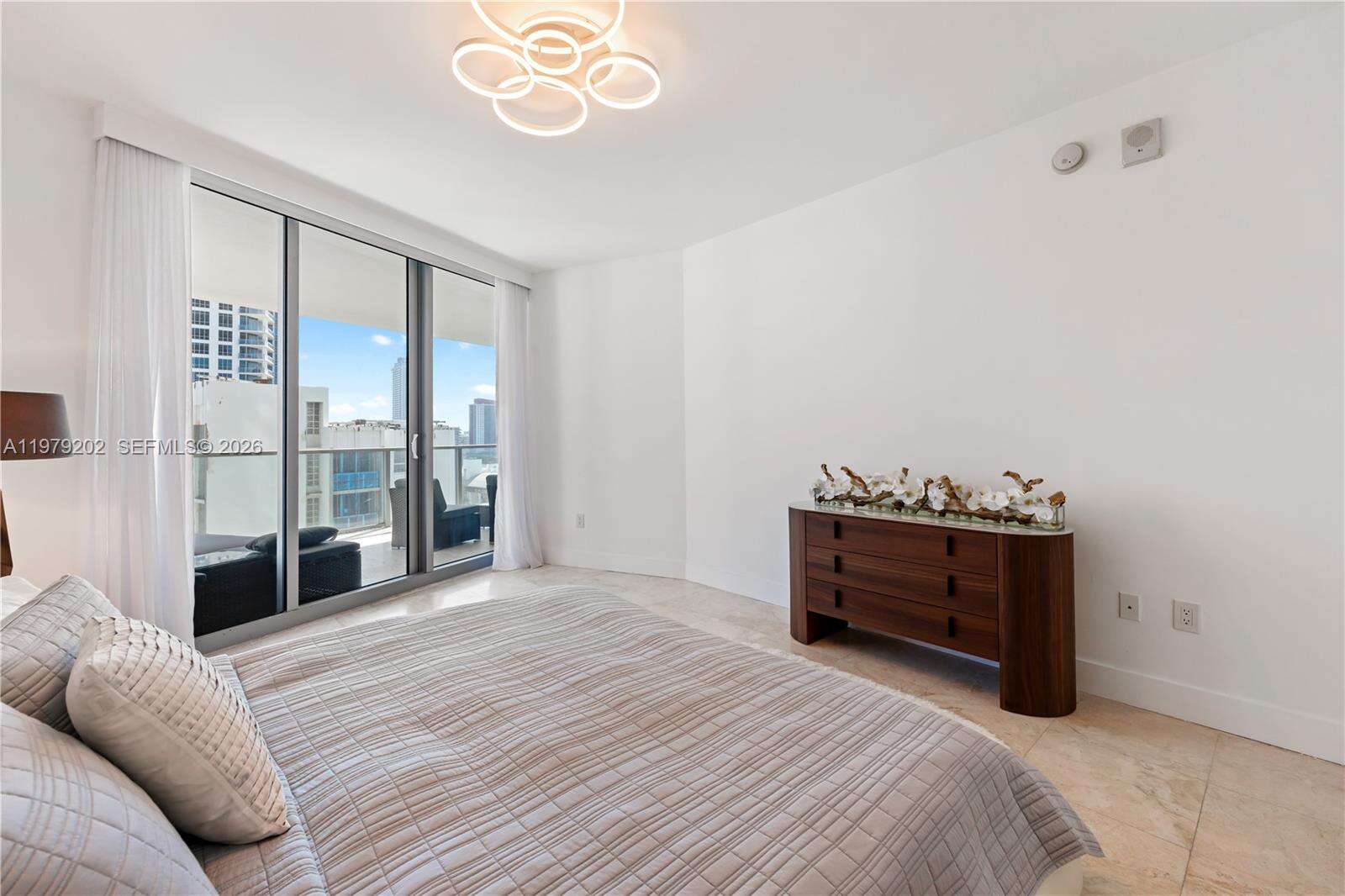 Ocean Palms at 3101 Ocean Dr, Hollywood, FL 33019 - For Rent photo 23