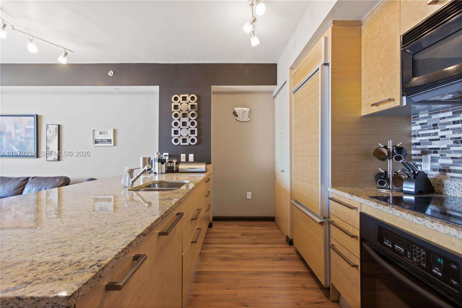 The Beach Club Two at 1830 Ocean Dr, Hallandale Beach, FL 33009 - For Rent photo 8