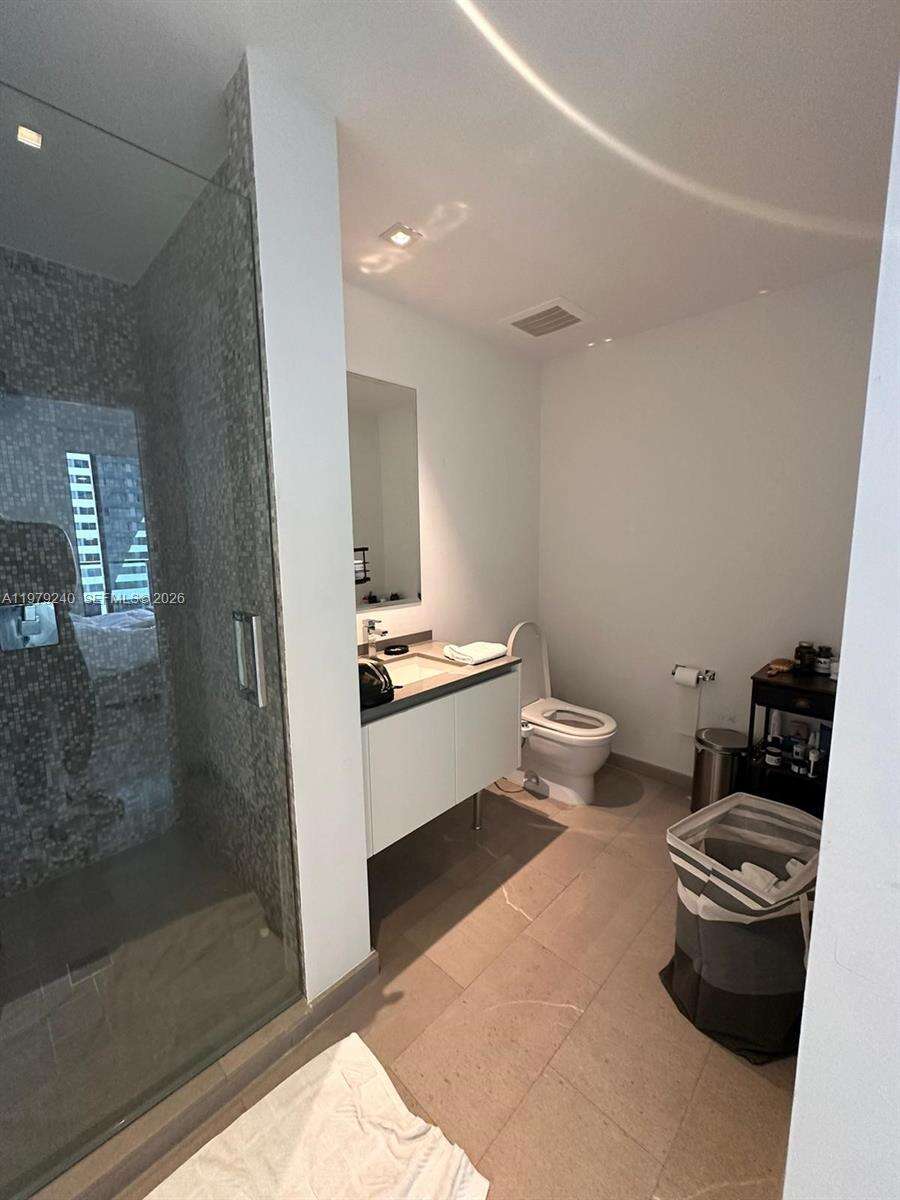 Rise Brickell at 88 7 St, Miami, FL 33130 - For Rent photo 6