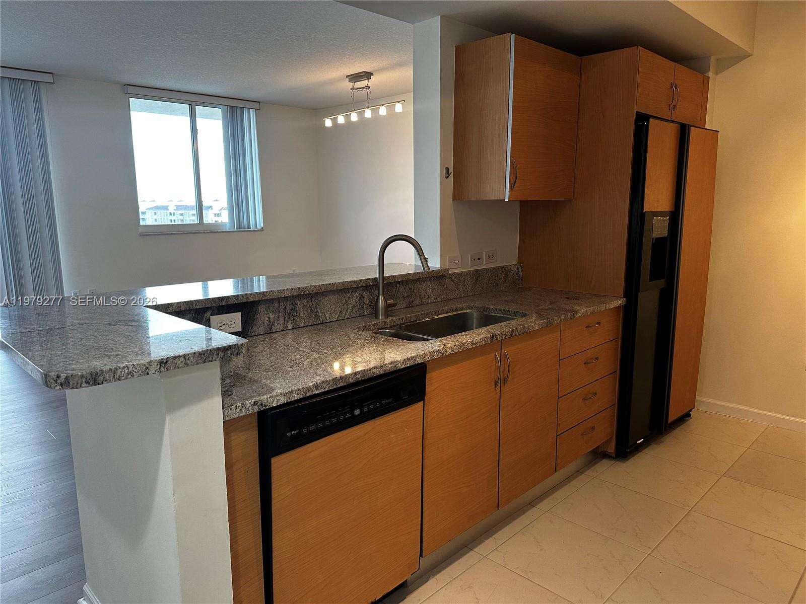 Venture at 18800 29 Ave, Aventura, FL 33180 - For Rent photo 1