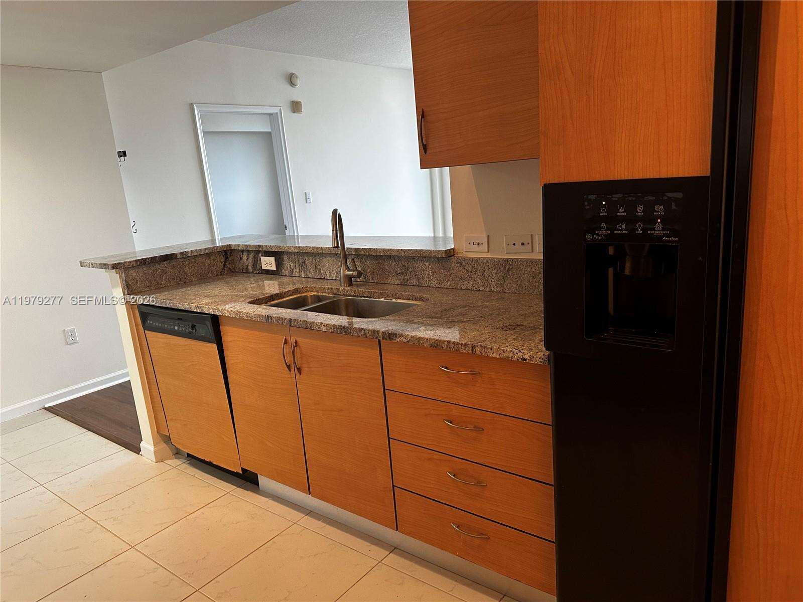 Venture at 18800 29 Ave, Aventura, FL 33180 - For Rent photo 2