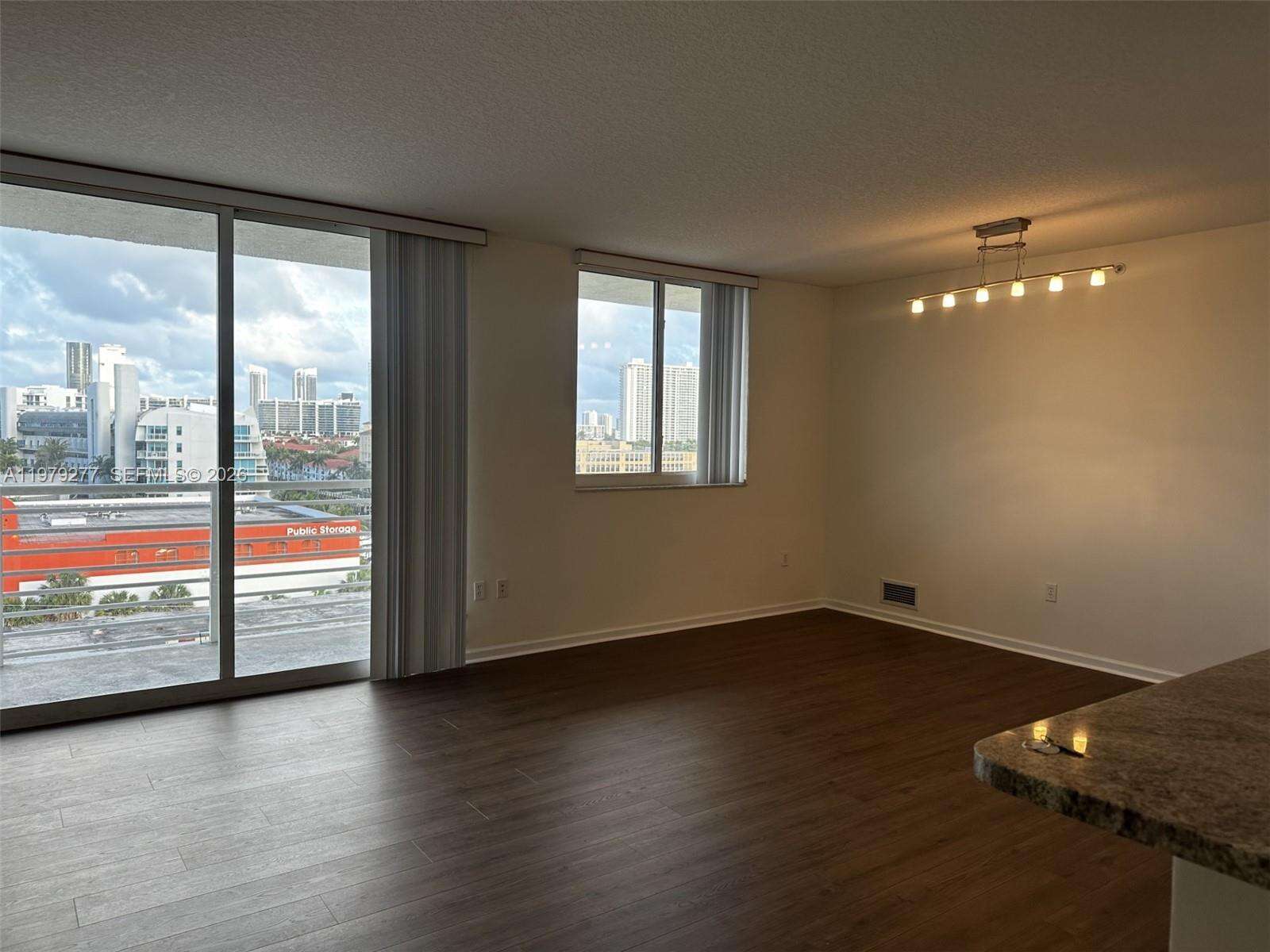 Venture at 18800 29 Ave, Aventura, FL 33180 - For Rent photo 6