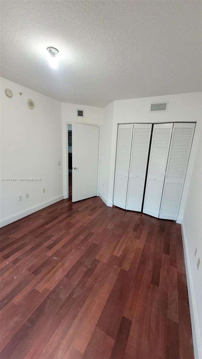 Brickell On The River at 41 5 St, Miami, FL 33131 - For Rent photo 7