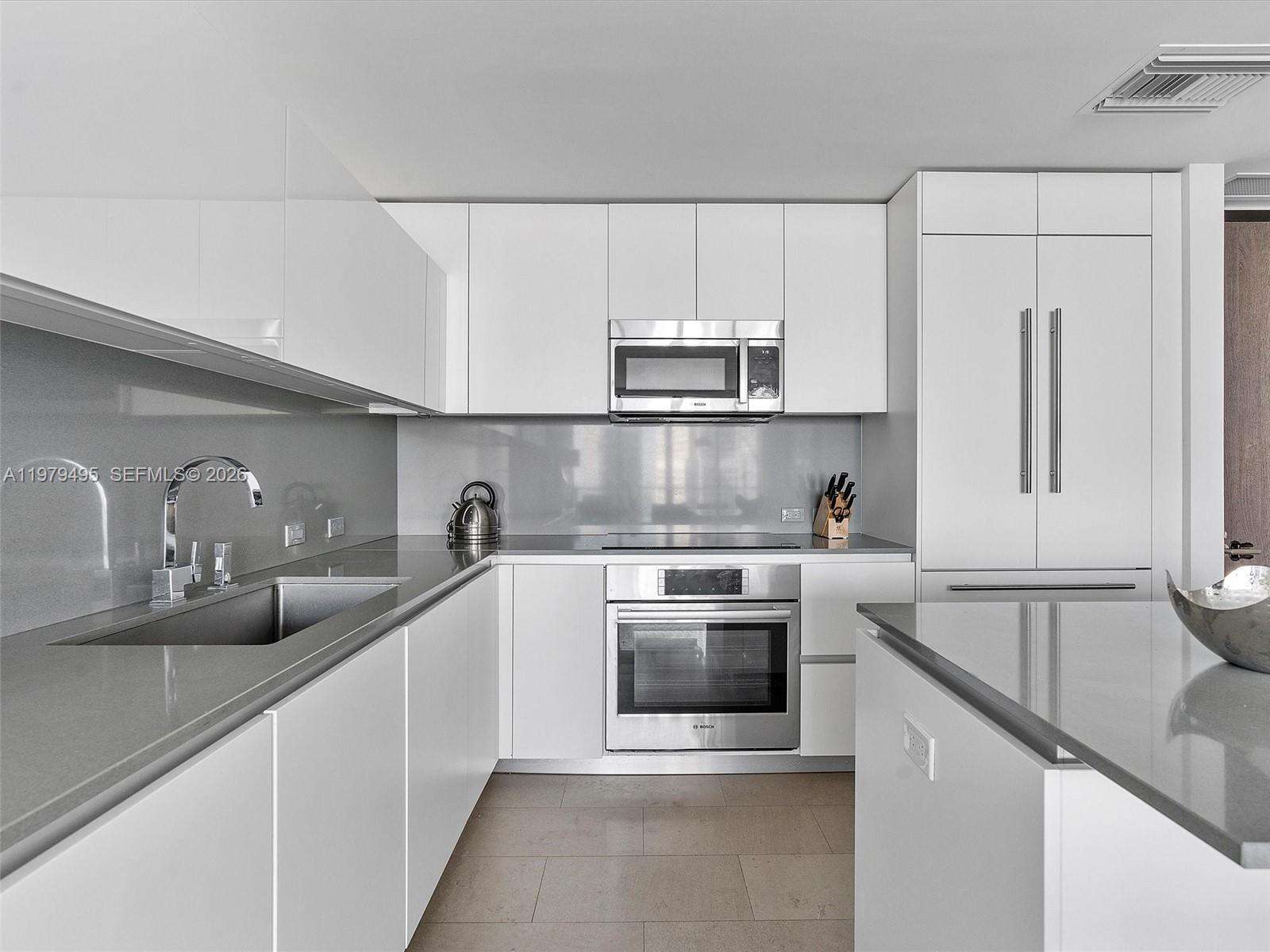 Rise Brickell at 88 7 St, Miami, FL 33130 - For Rent photo 16