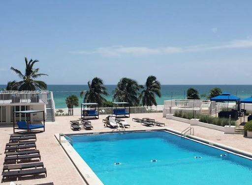 The Carriage House at 5401 Collins Ave, Miami Beach, FL 33140 - For Rent photo 26