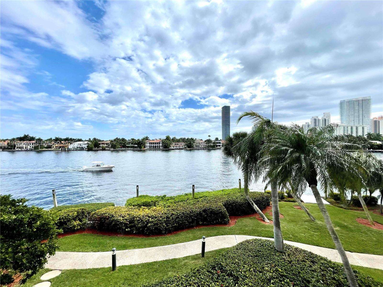 Turnberry Isle at 19707 Turnberry Way, Aventura, FL 33180 - For Rent photo 5