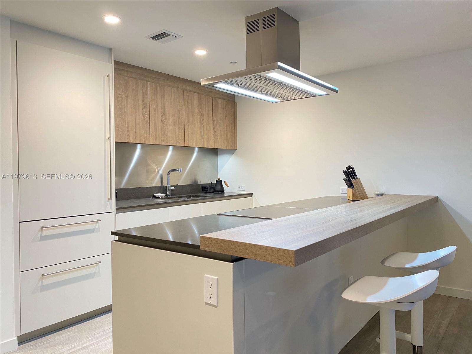 Brickell Flatiron at 1000 Brickell Plaza, Miami, FL 33131 - For Rent photo 4