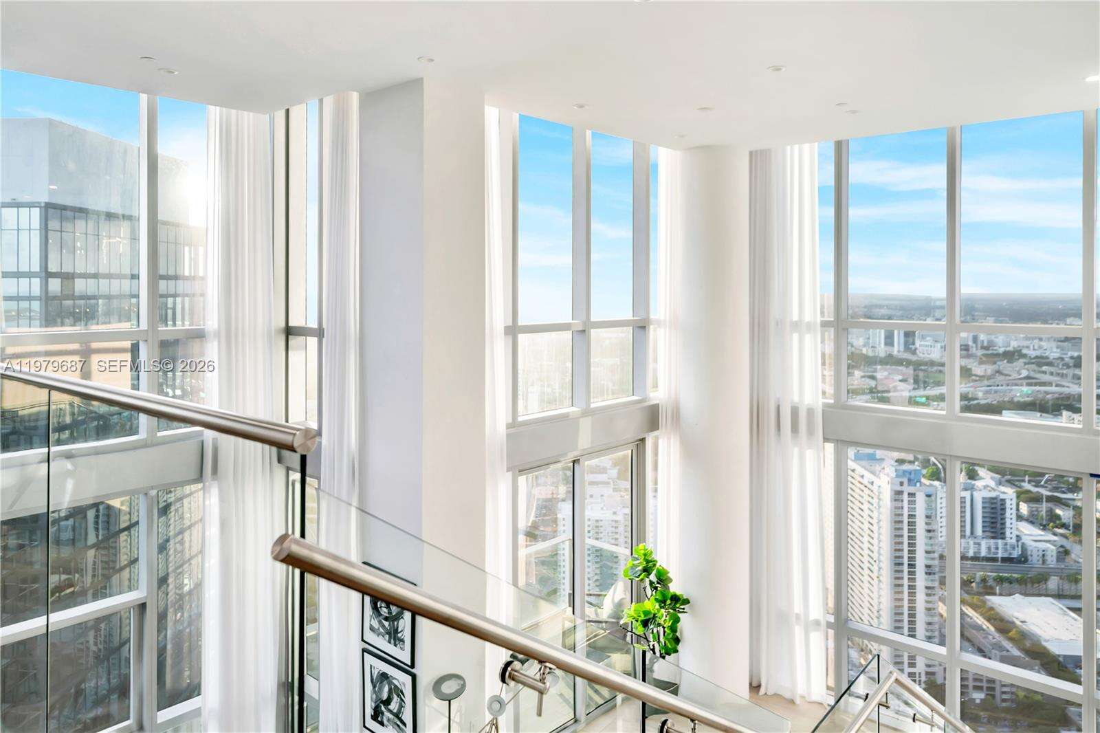 Paramount Miami Worldcenter at 851 1 Ave, Miami, FL 33132 - For Rent photo 11