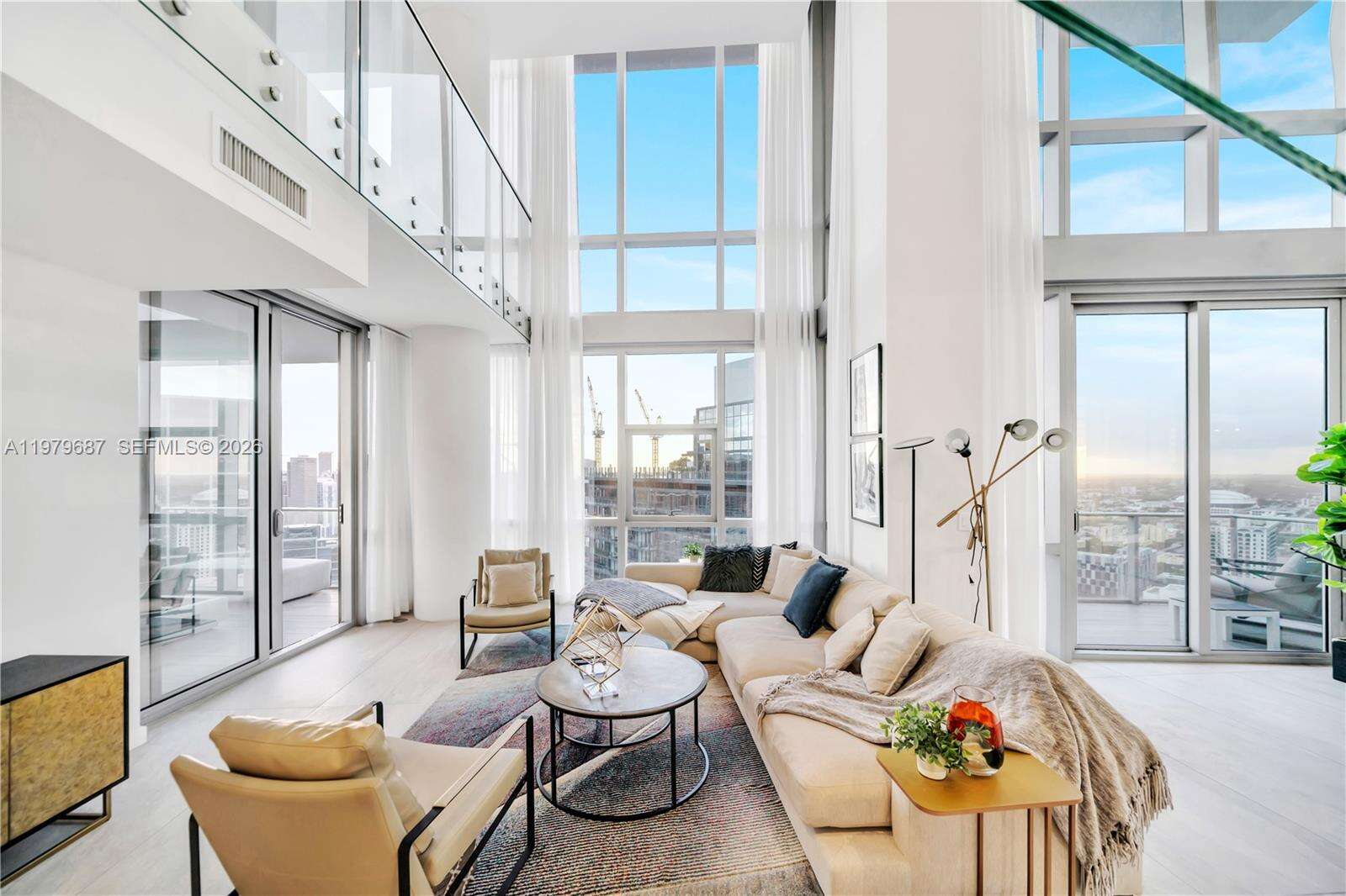 Paramount Miami Worldcenter at 851 1 Ave, Miami, FL 33132 - For Rent photo 3
