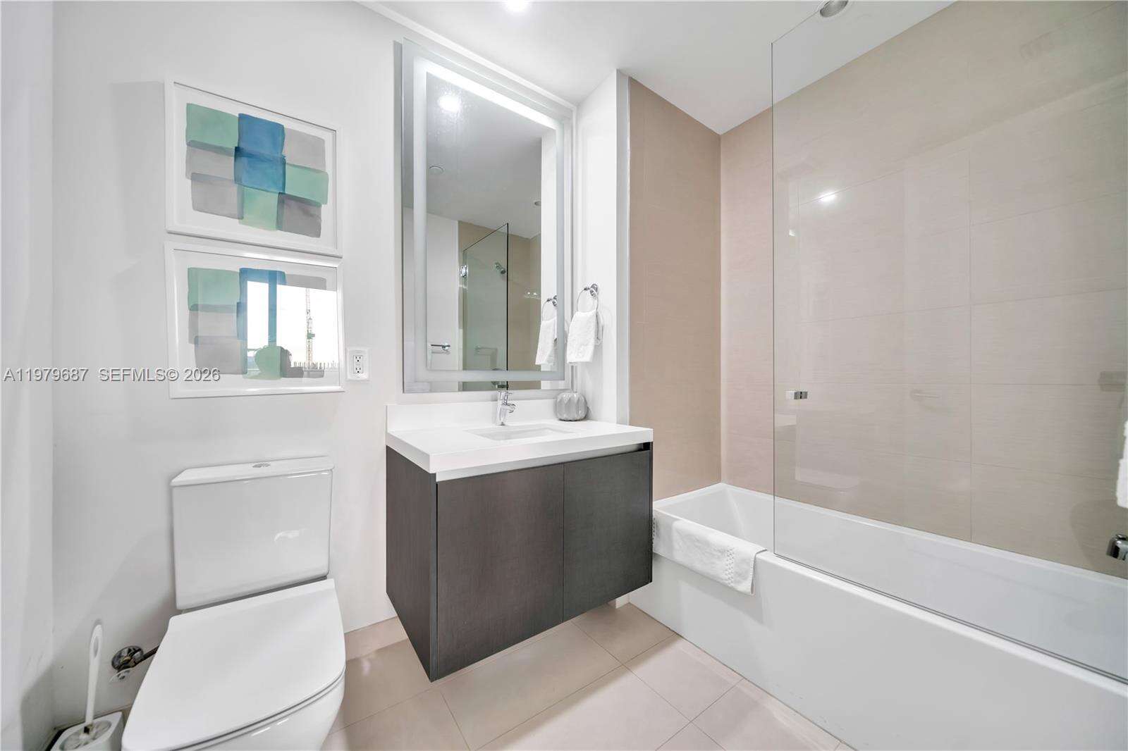 Paramount Miami Worldcenter at 851 1 Ave, Miami, FL 33132 - For Rent photo 25