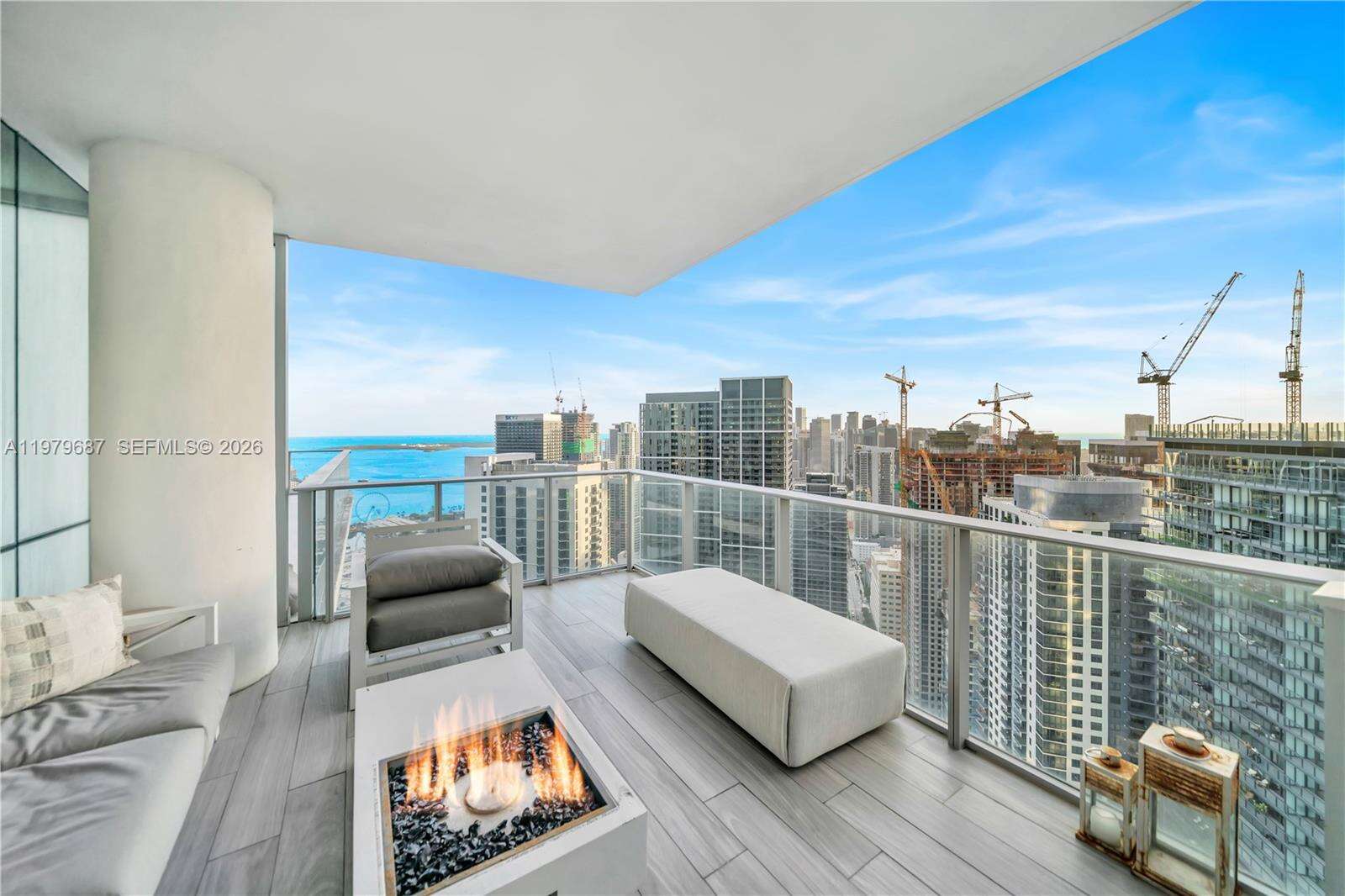 Paramount Miami Worldcenter at 851 1 Ave, Miami, FL 33132 - For Rent photo 28