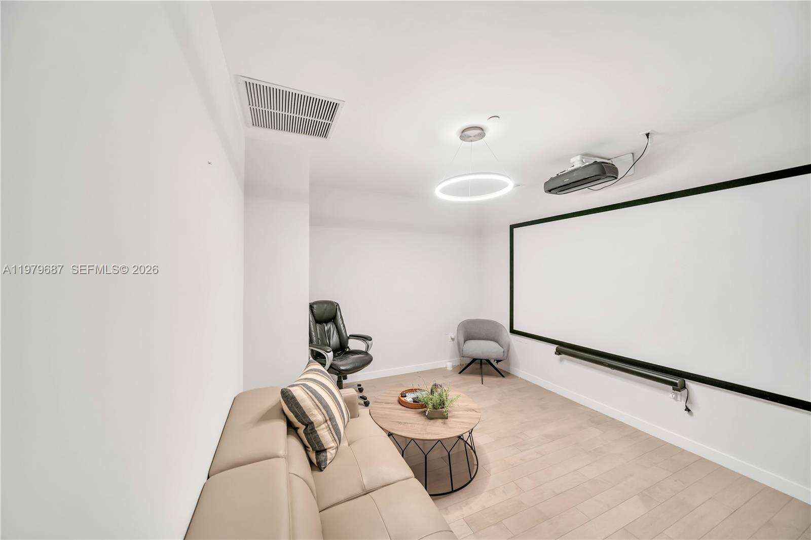 Paramount Miami Worldcenter at 851 1 Ave, Miami, FL 33132 - For Rent photo 30