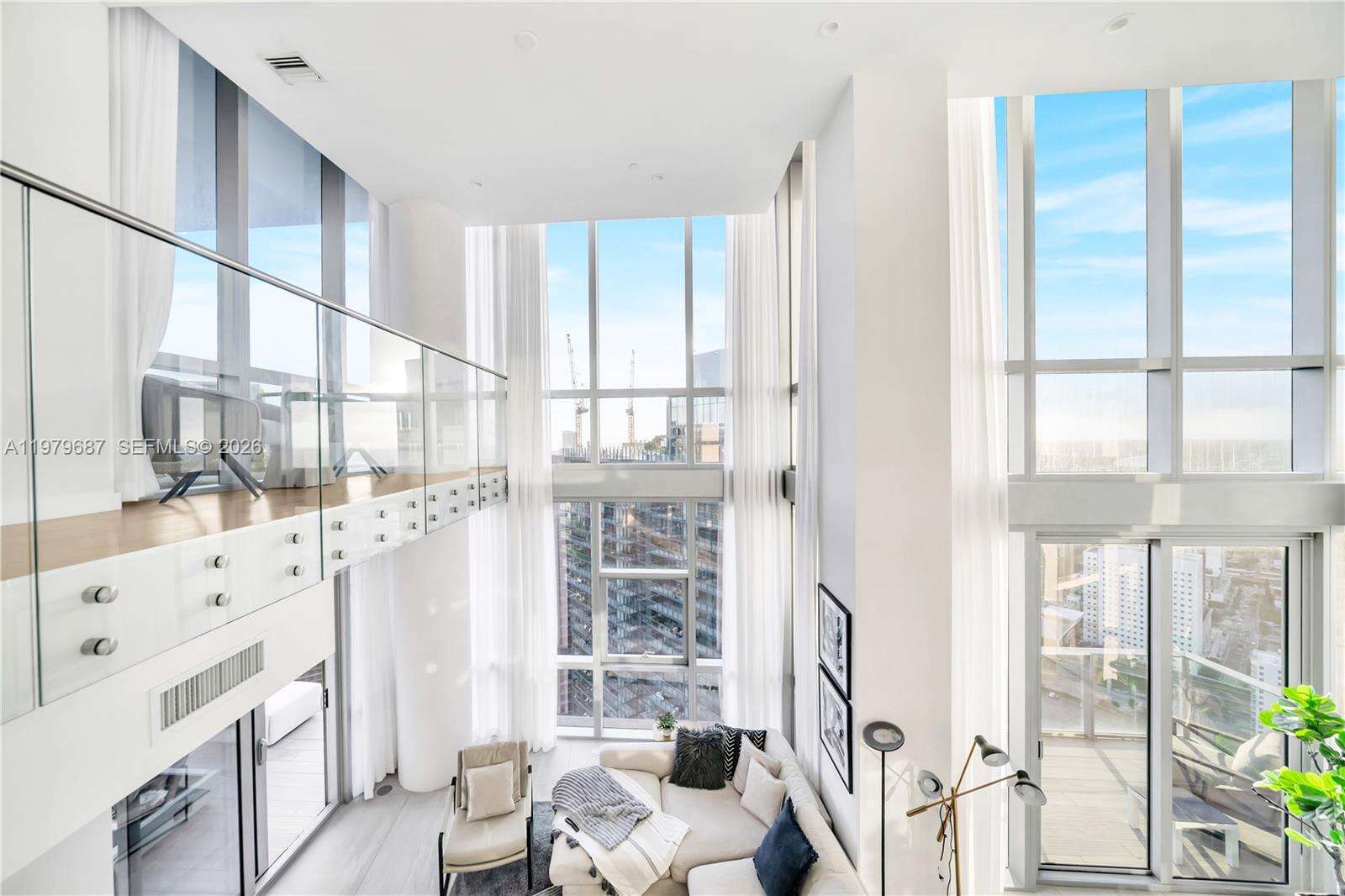 Paramount Miami Worldcenter at 851 1 Ave, Miami, FL 33132 - For Rent photo 10