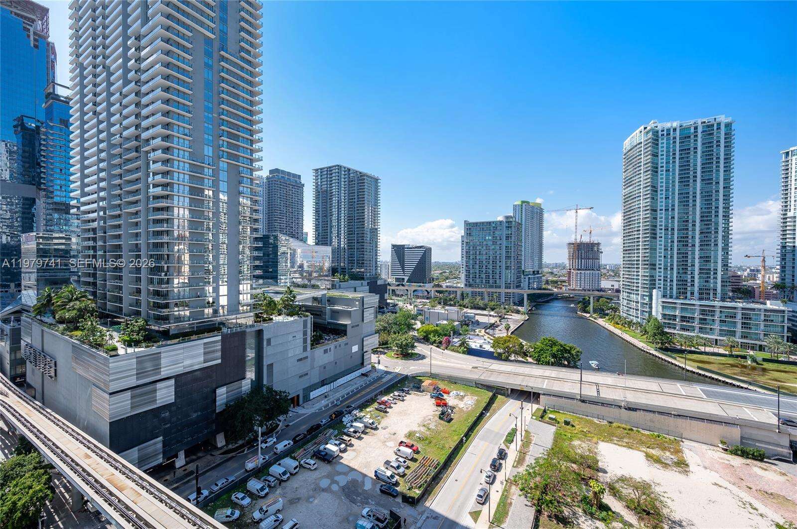 Brickell On The River at 41 5 St, Miami, FL 33131 - For Rent photo 1