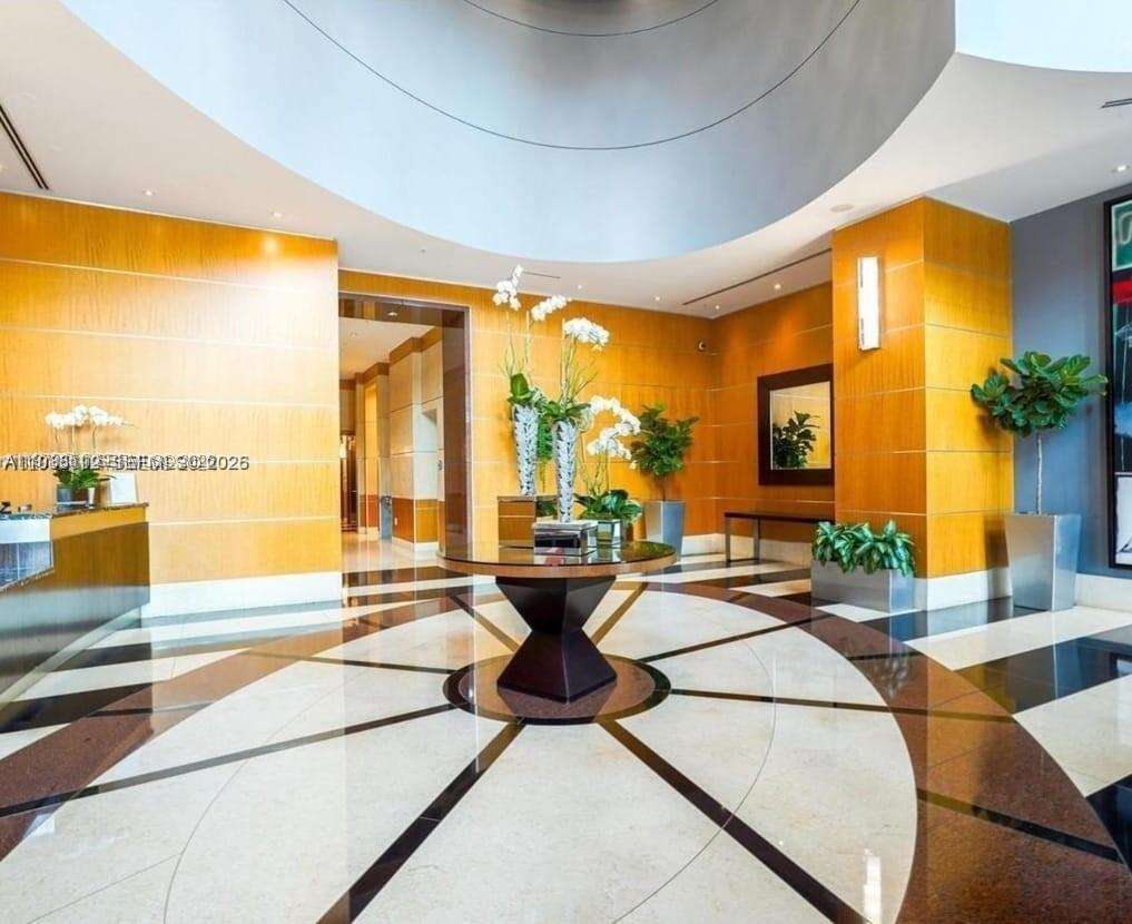 Vizcayne North at 244 Biscayne Blvd, Miami, FL 33132 - For Rent photo 11