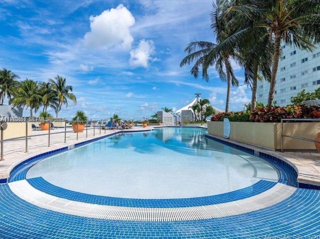 Vizcayne North at 244 Biscayne Blvd, Miami, FL 33132 - For Rent photo 12