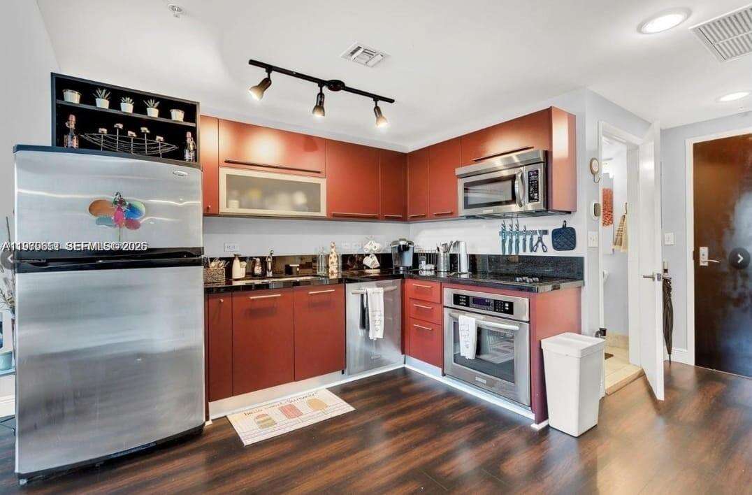 Vizcayne North at 244 Biscayne Blvd, Miami, FL 33132 - For Rent photo 38