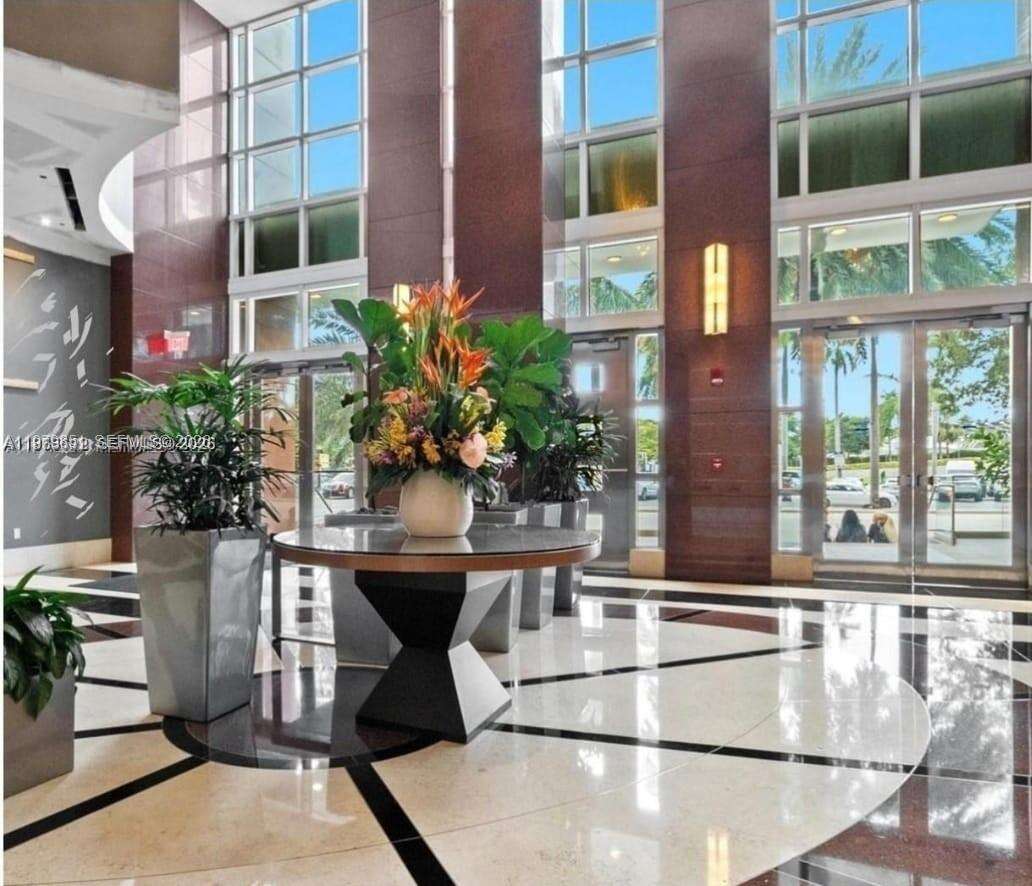 Vizcayne North at 244 Biscayne Blvd, Miami, FL 33132 - For Rent photo 5