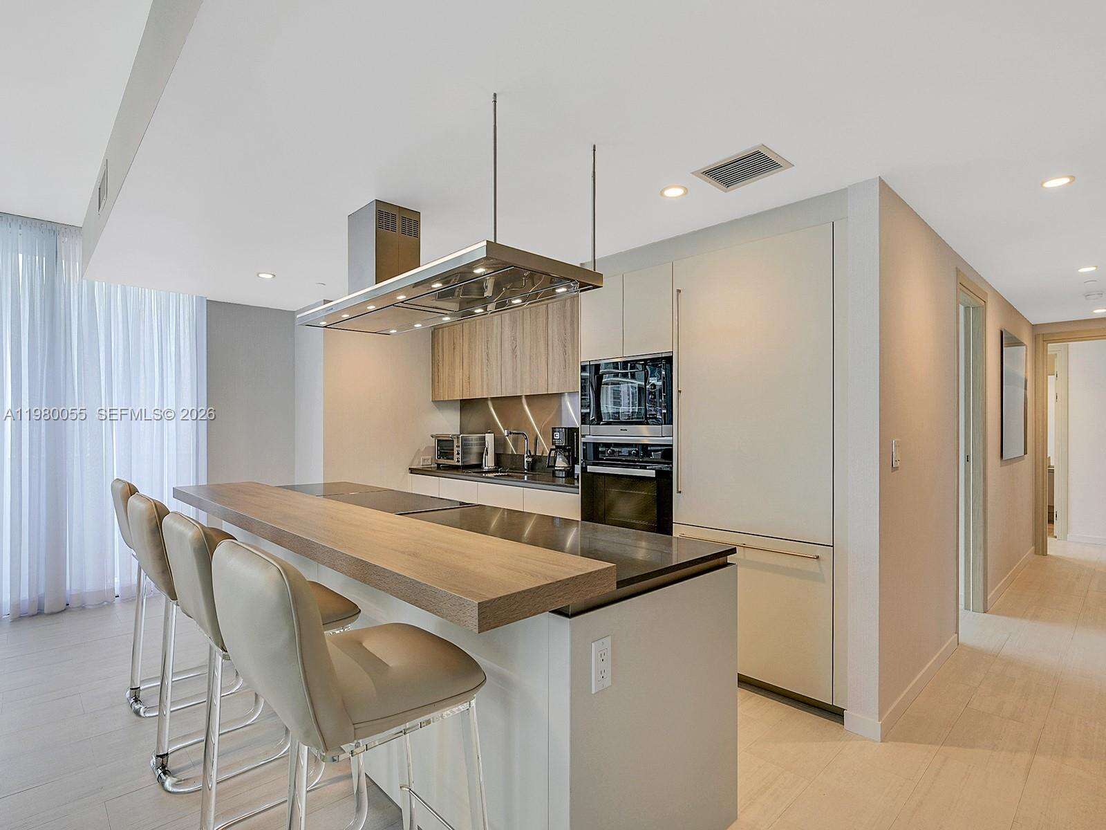 Brickell Flatiron at 1000 Brickell Plz, Miami, FL 33131 - For Rent photo 12