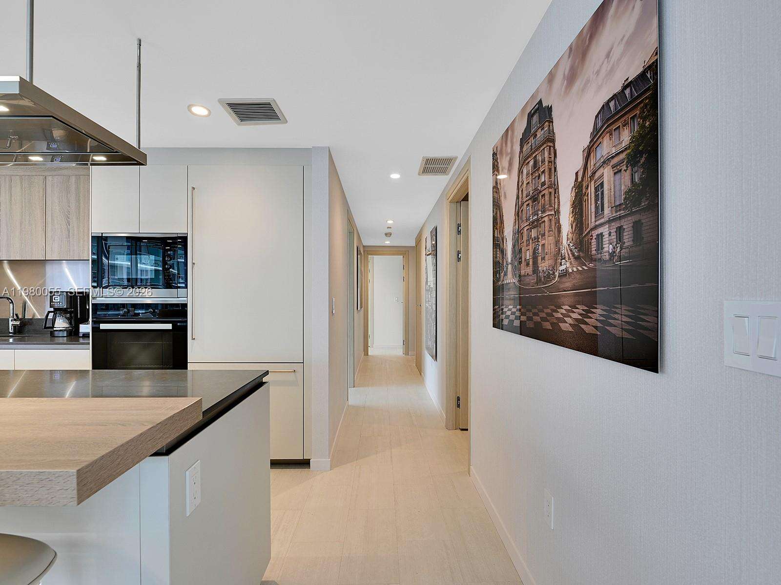 Brickell Flatiron at 1000 Brickell Plz, Miami, FL 33131 - For Rent photo 16