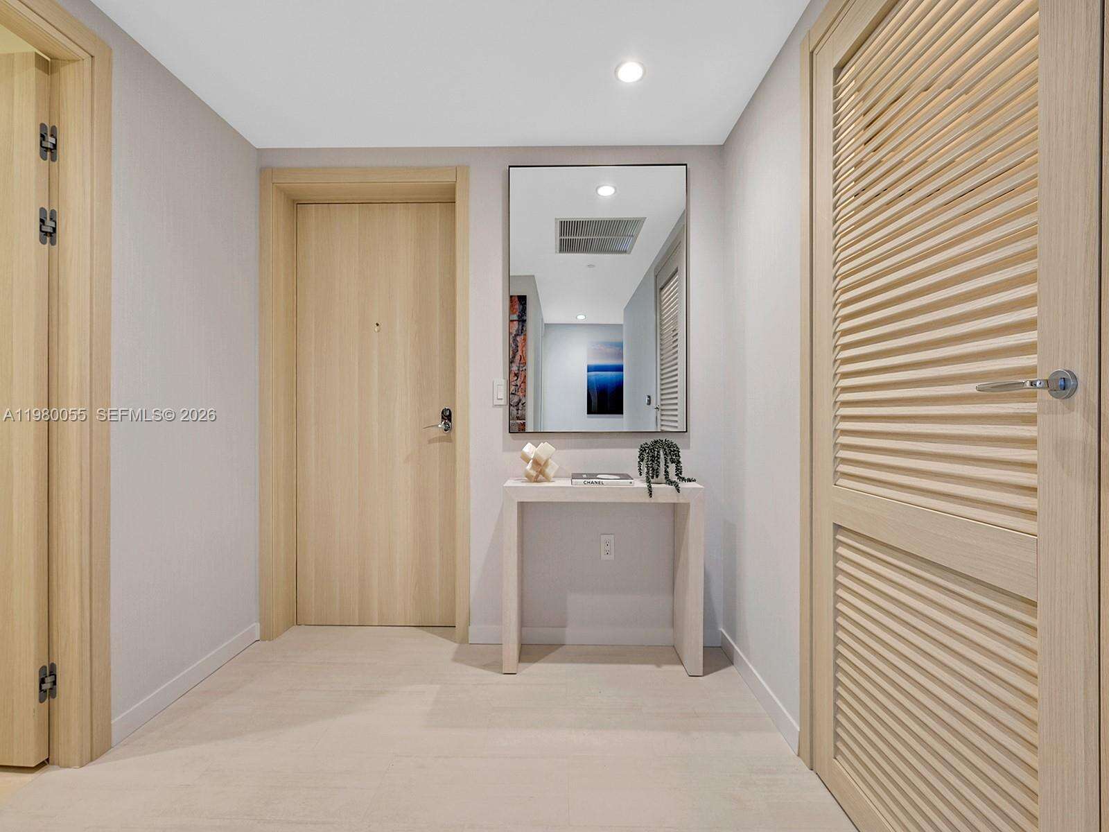 Brickell Flatiron at 1000 Brickell Plz, Miami, FL 33131 - For Rent photo 21