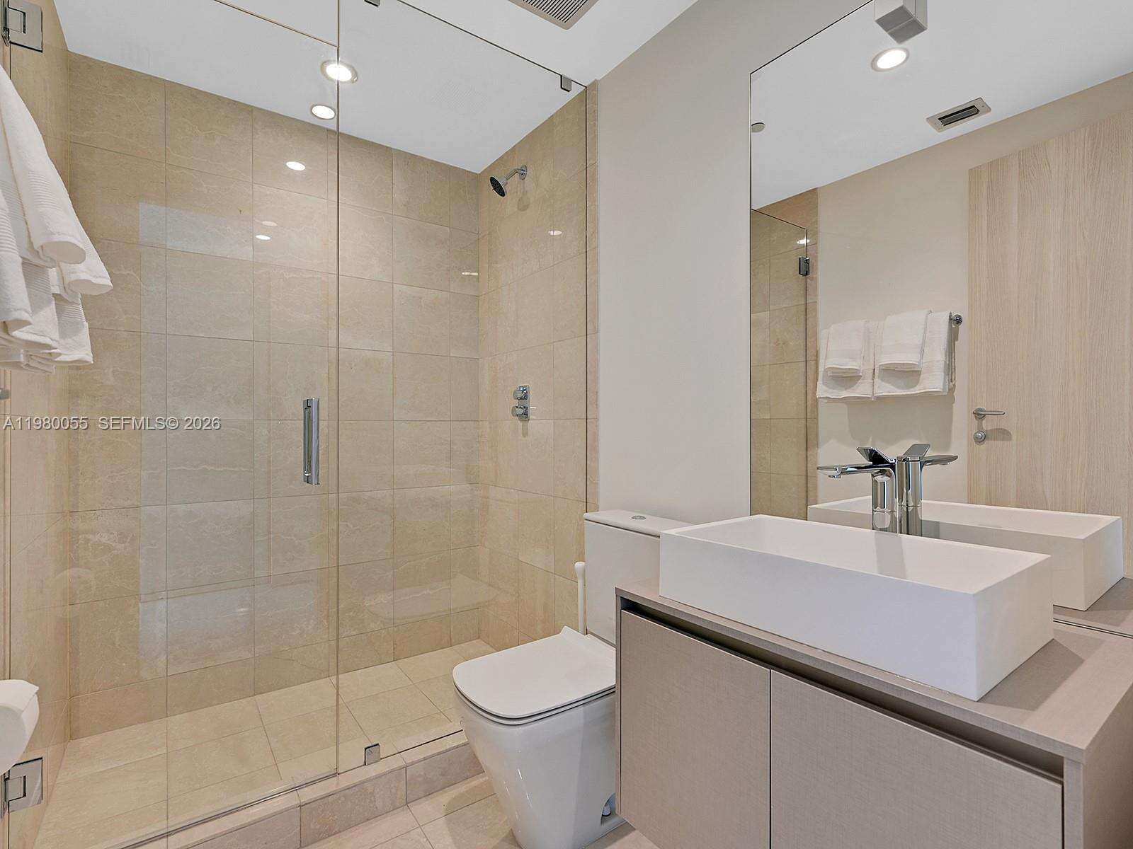 Brickell Flatiron at 1000 Brickell Plz, Miami, FL 33131 - For Rent photo 26